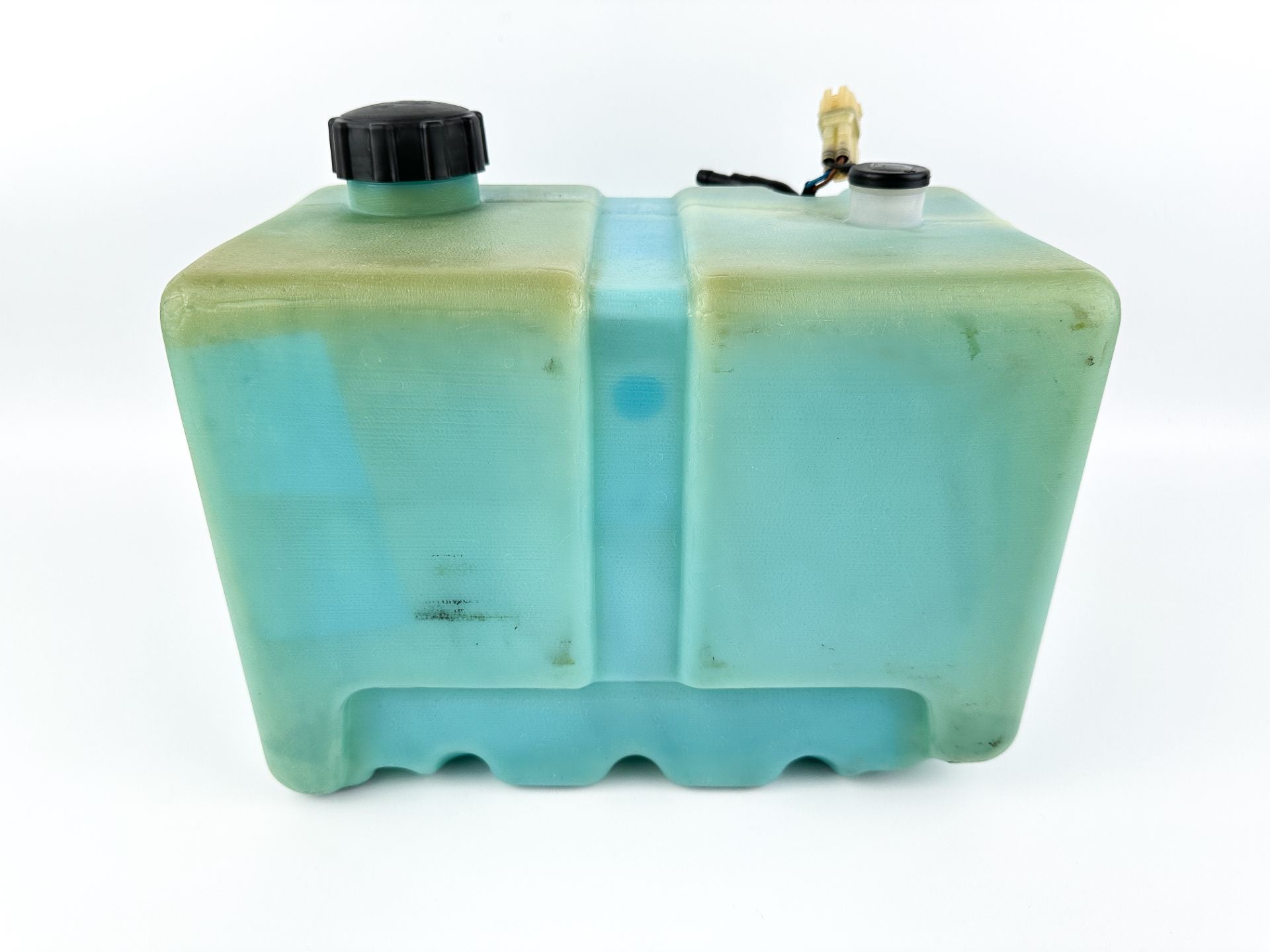 2009 Yamaha 225 HP 2 Stroke Outboard Remote Oil Tank 61A-21708-20-00 OEM