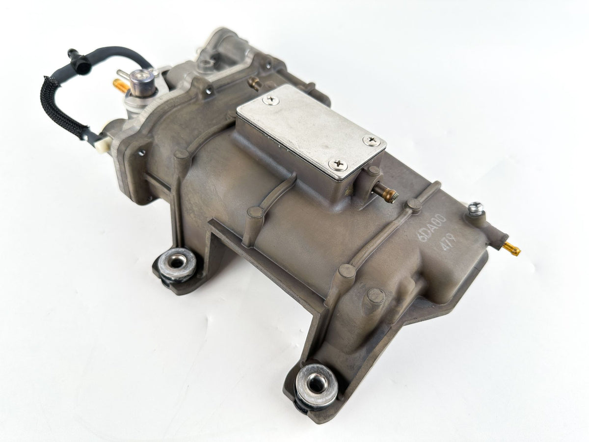 2014 Yamaha 200 HP 4 Stroke Outboard VST Float Chamber 6DA-14180-00-00 - Parts