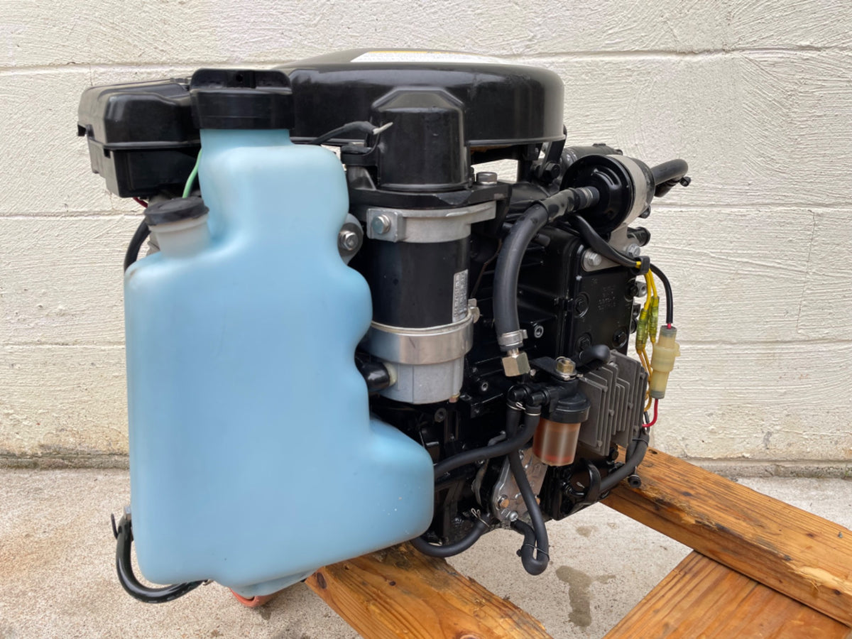 Nissan 40 50 HP TLDI 2 Stroke Outboard Powerhead Assembly Crankase Goo
