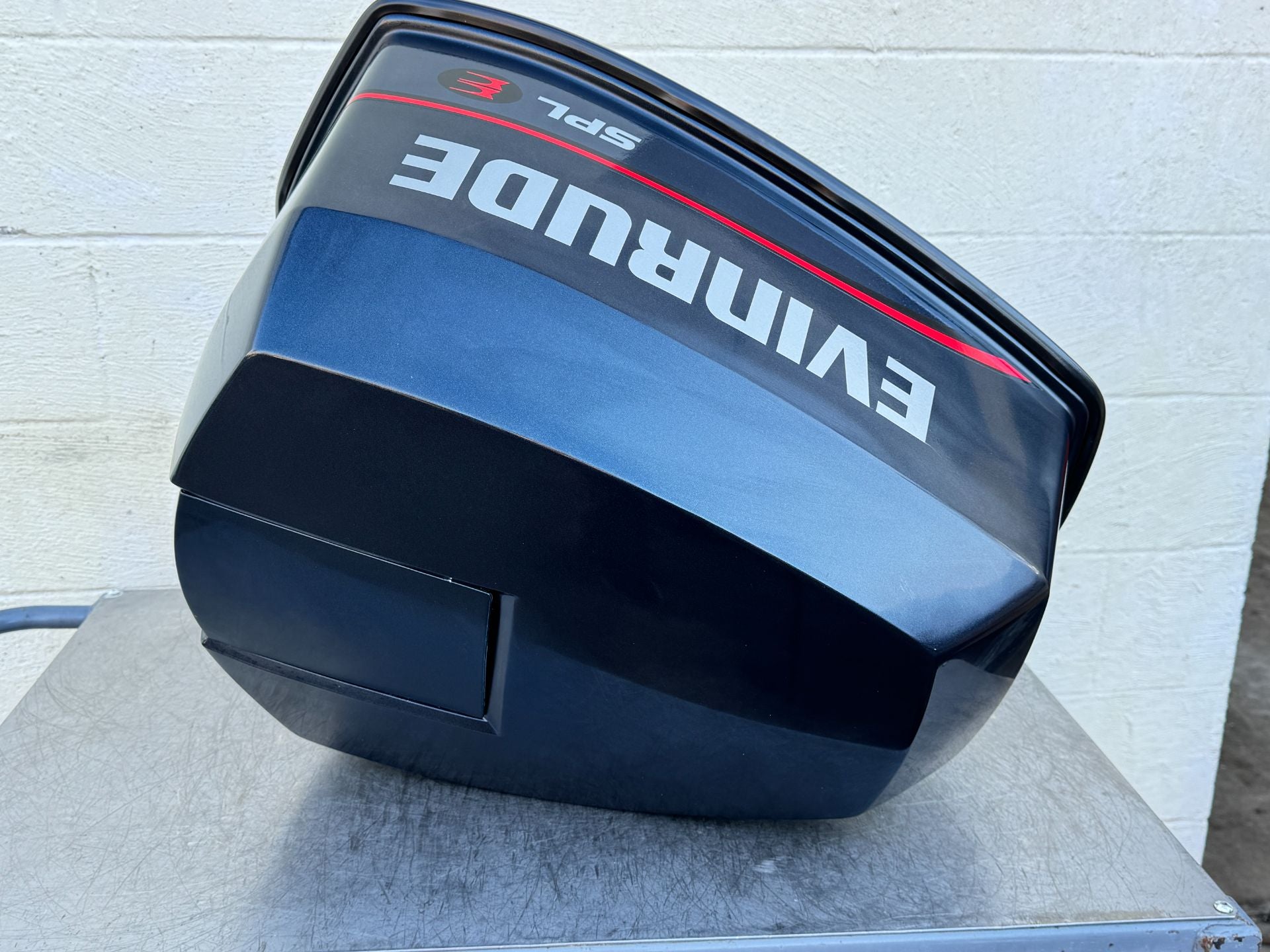 Johnson Evinrude 88HP 2 Stroke Outboard Top Cover Cowling - NEW