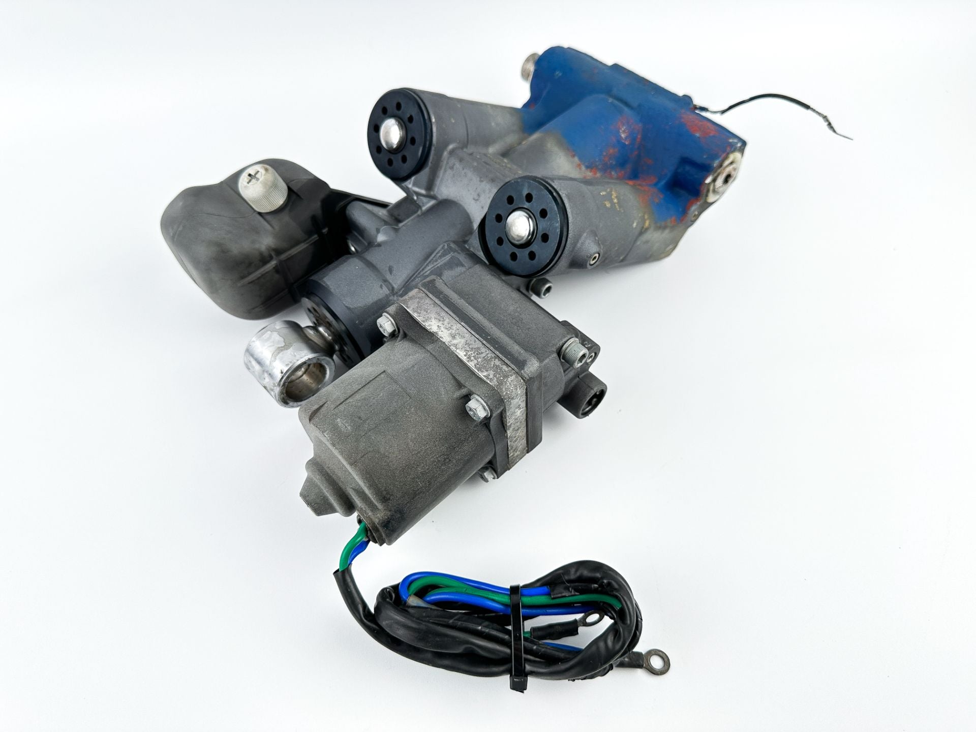 2011 Yamaha 115 HP 4 Stroke Outboard Power Trim Tilt Unit 68V-43800-05-00 Stuck Pin
