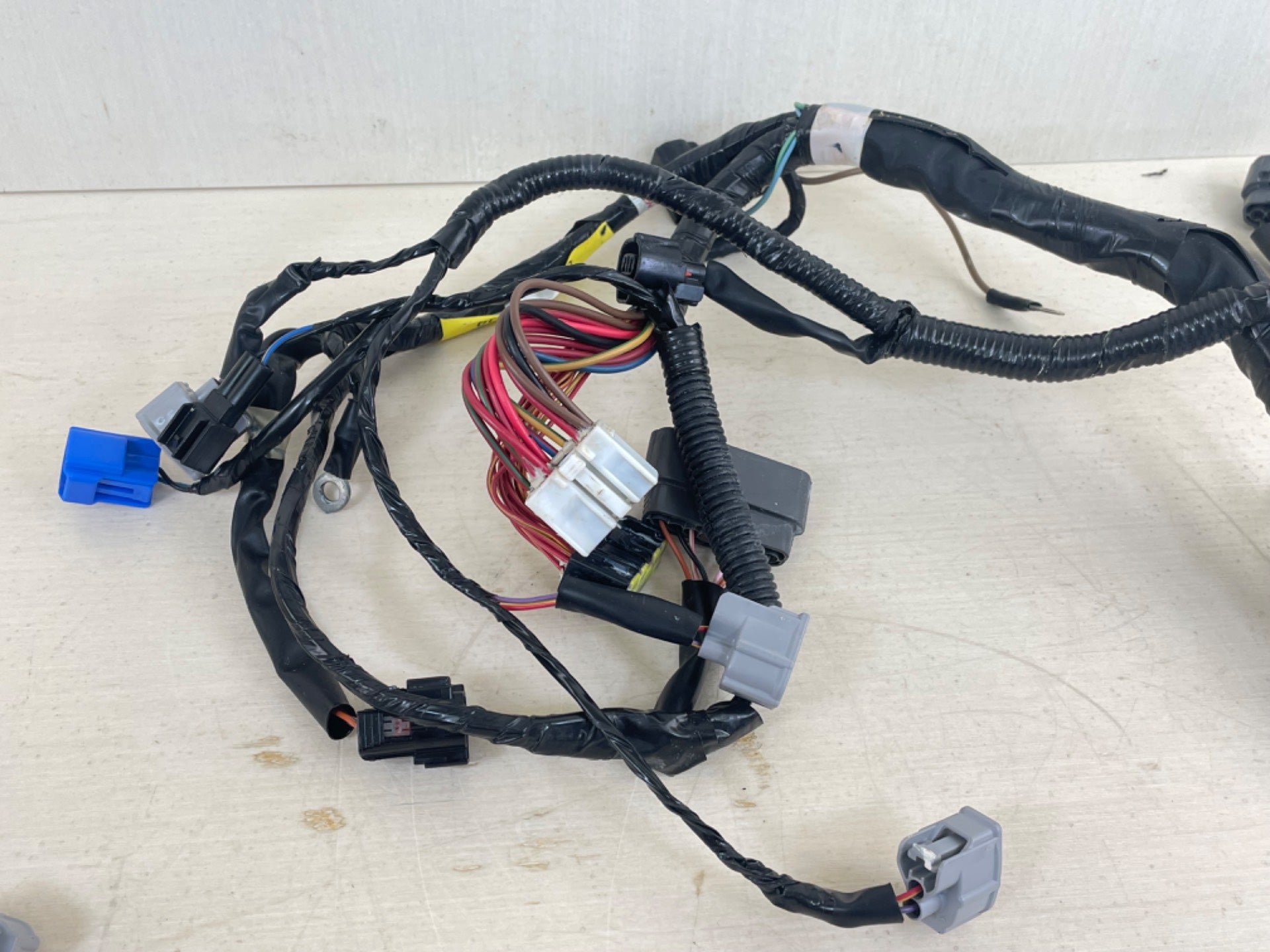 2006 Yamaha 250HP 3.3L 4 Stroke Outboard Engine Wiring Harness 6P2-82590-20-00