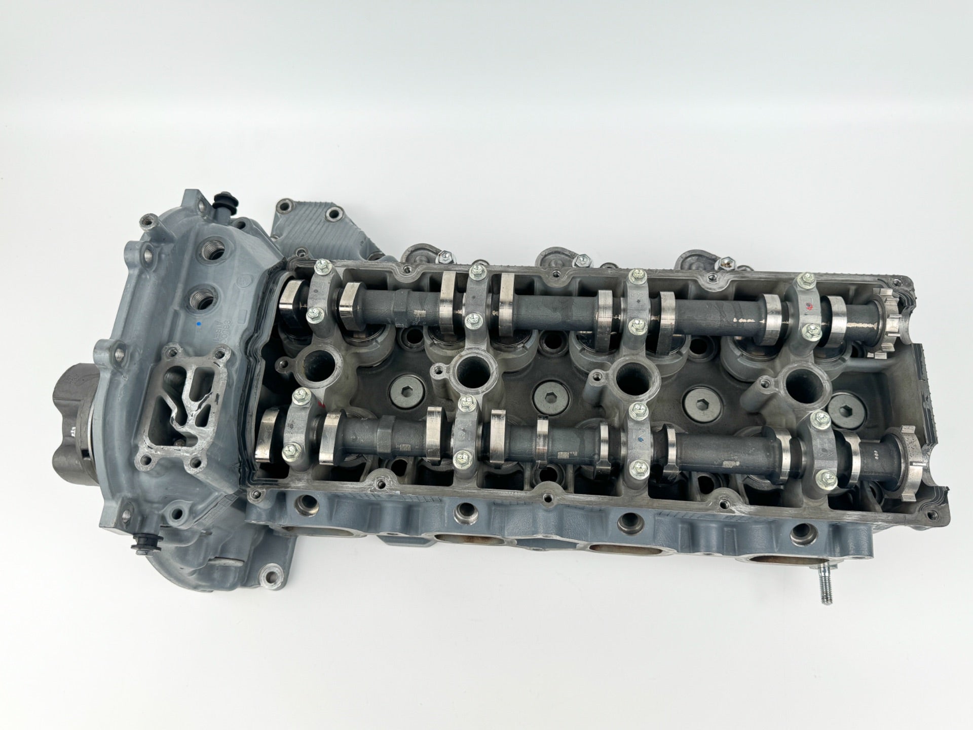 2017 Suzuki 175 HP 4 Stroke Outboard Cylinder Head 11101-96J02 OEM