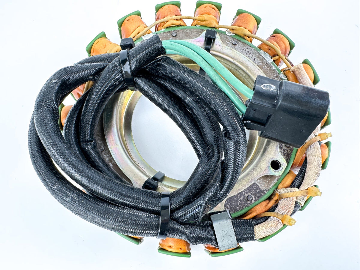 2004 Yamaha 150 HP 2 Stroke Outboard Stator Assembly 68F-81410-00-00 OEM