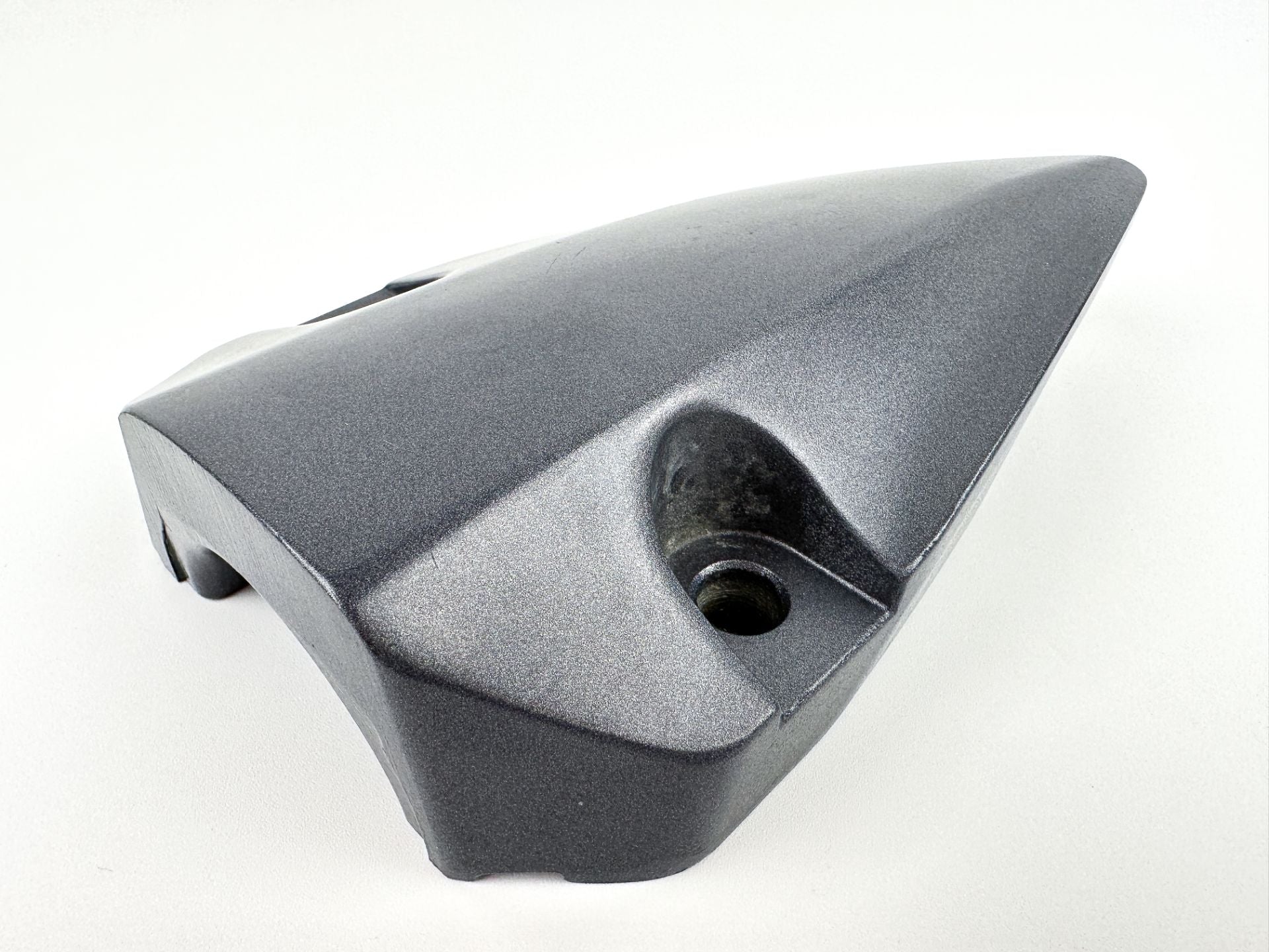 2016 Yamaha 150 HP 4 Stroke Outboard Lower Mount Covers Set 63P-44556-00-8D OEM