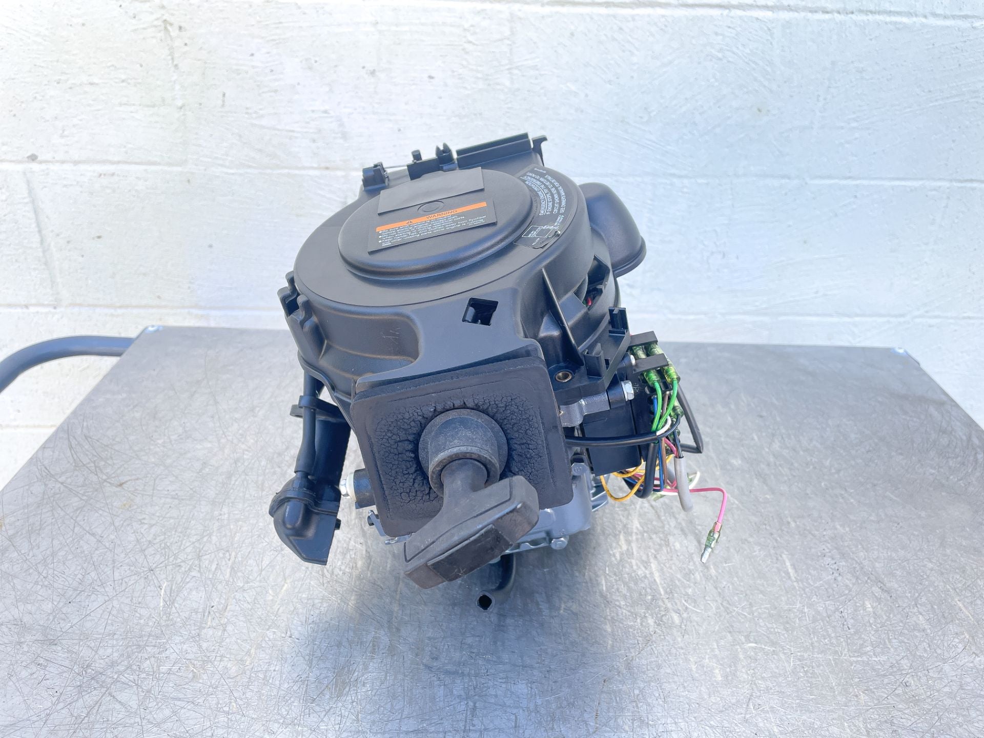 2001 Yamaha 6 HP 4 Stroke Outboard Powerhead 68T-W009B-00-4D OEM