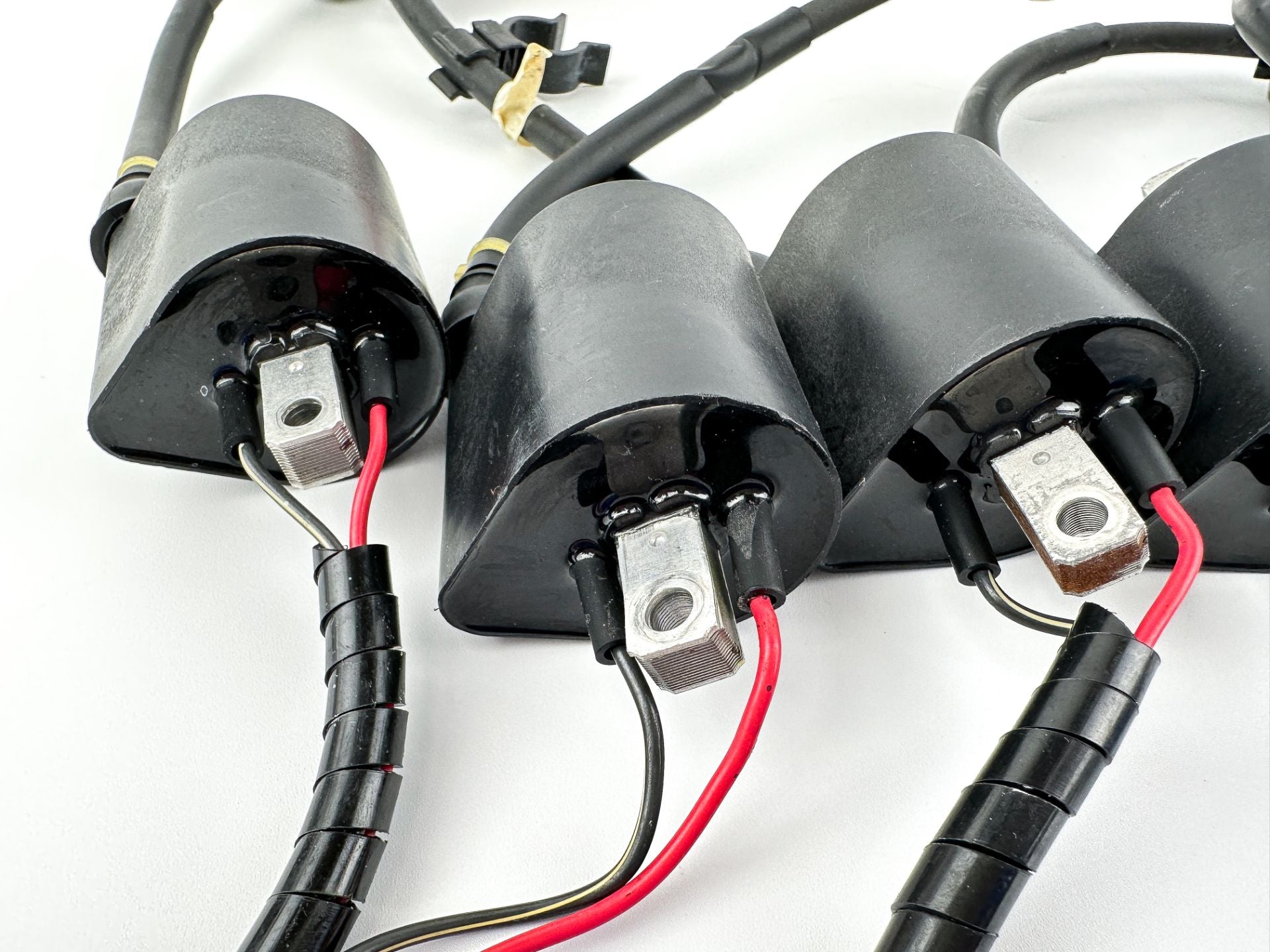 2007 Yamaha 250 HP 2 Stroke Outboard Ignition Coil Set 60V-82310-01-00 OEM