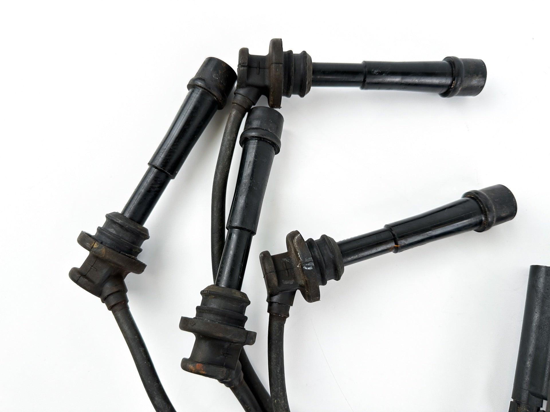 2002 Suzuki 140 HP 4 Stroke Outboard Ignition Coil Set 33410-90J00 OEM