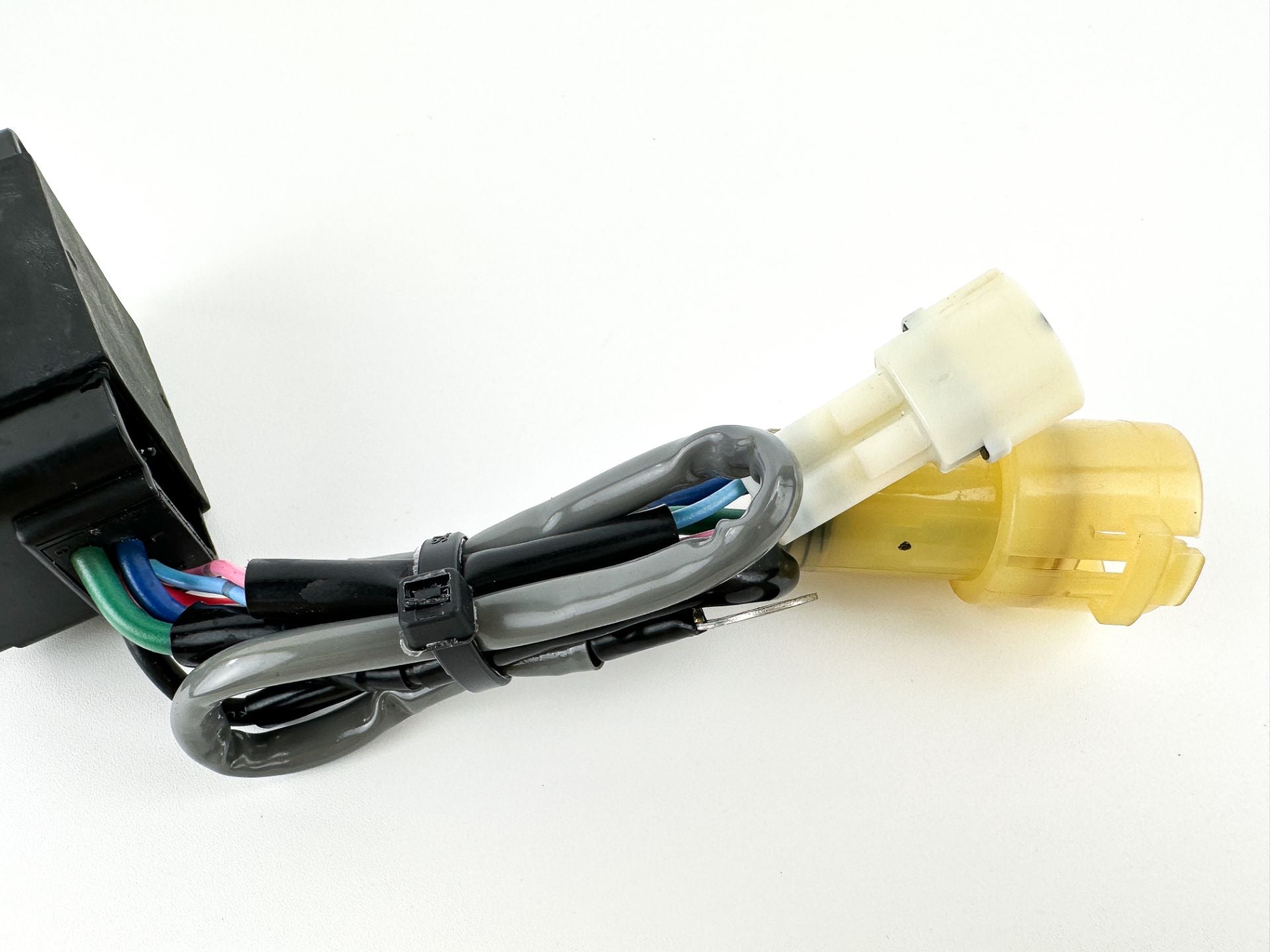2009 Suzuki 90 HP 4 Stroke Outboard Trim Tilt Relay 38410-93J12 OEM