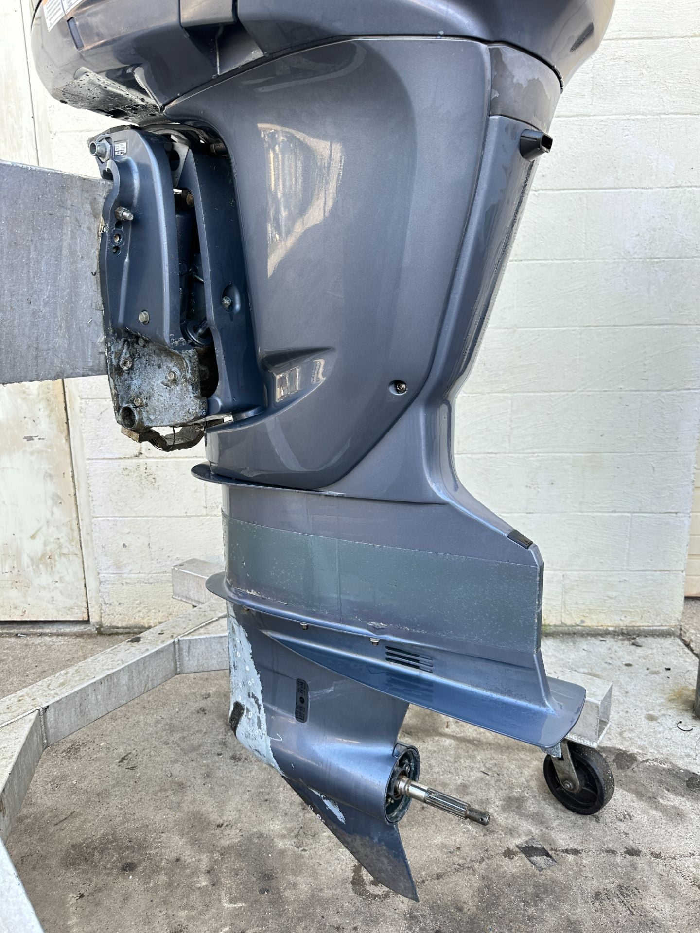 2014 Yamaha 250HP 4 Stroke Outboard Engine W/ 30" Shaft 825 Hours