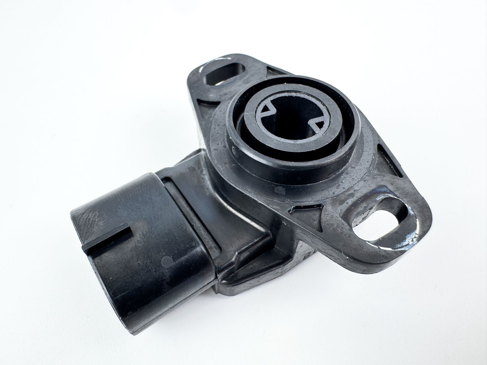 05 - 2020 Yamaha 150HP 4 Stroke Outboard Throttle Position Sensor 6S1-85885-00-00