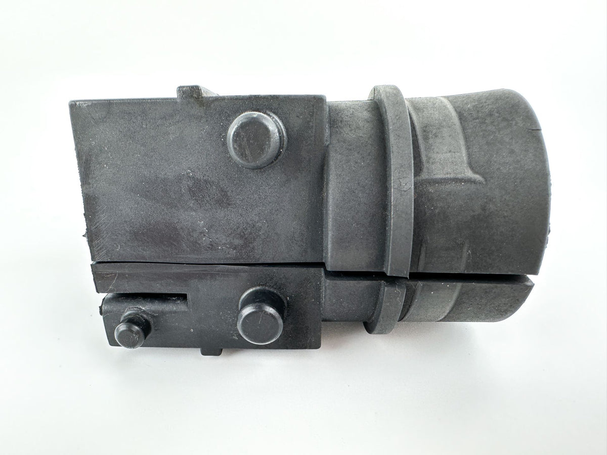 2001 Yamaha 80 HP 4 Stroke Outboard Cable Cover Plate 67F-42738-00-5B OEM