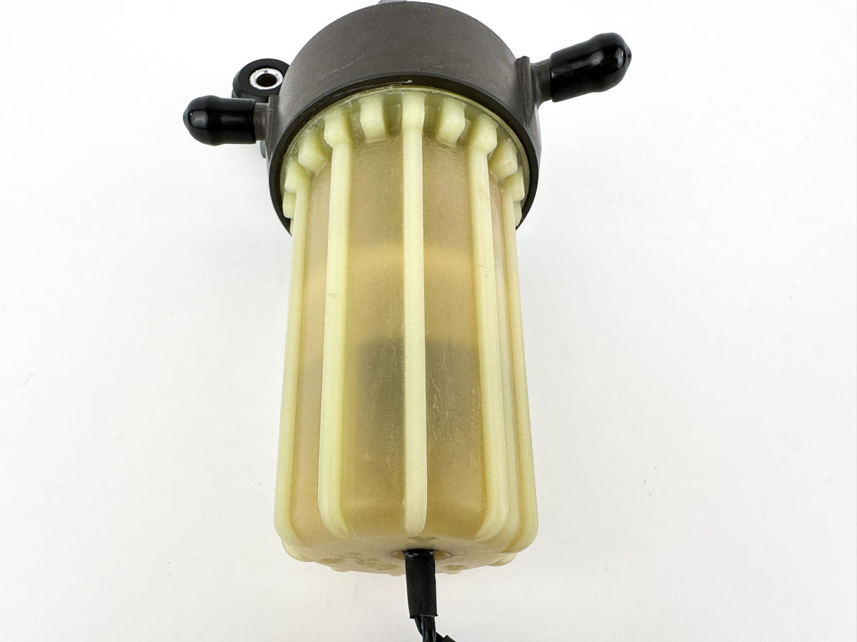 2012 Yamaha 150 HP 4 Stroke Outboard Fuel Filter Assembly 6P3-24562-03-00 OEM