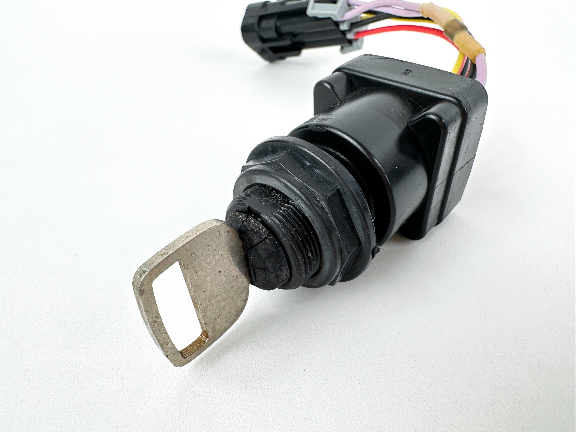 Mercury Marine Outboard Ignition Key Switch Assembly W/ Key