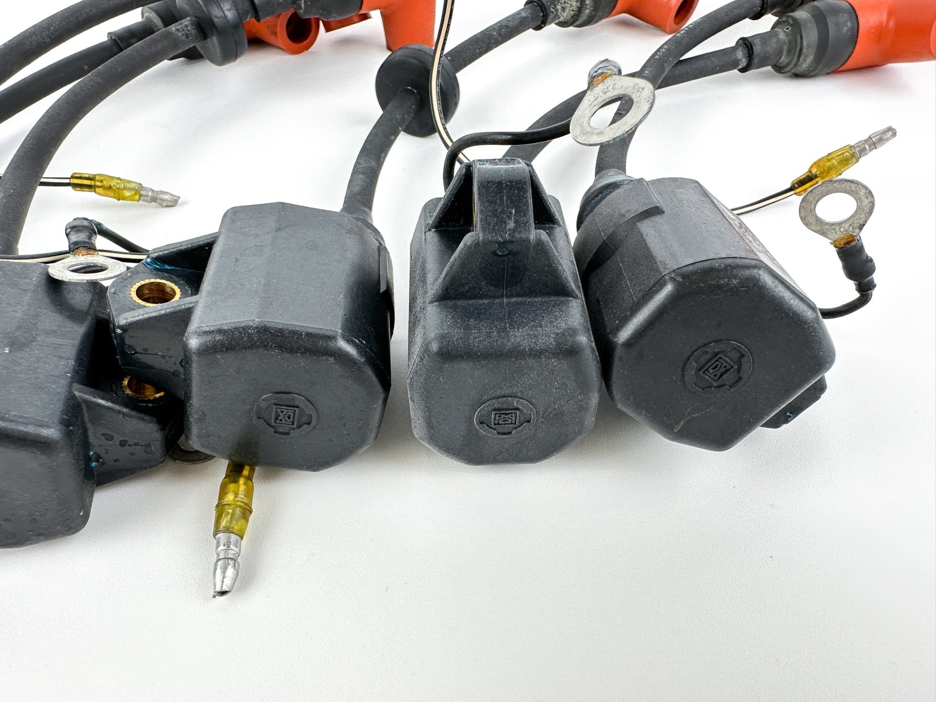 2005 Yamaha 150 HP 2 Stroke Outboard Ignition Coil Set 6E3-82370-21-00 Tested