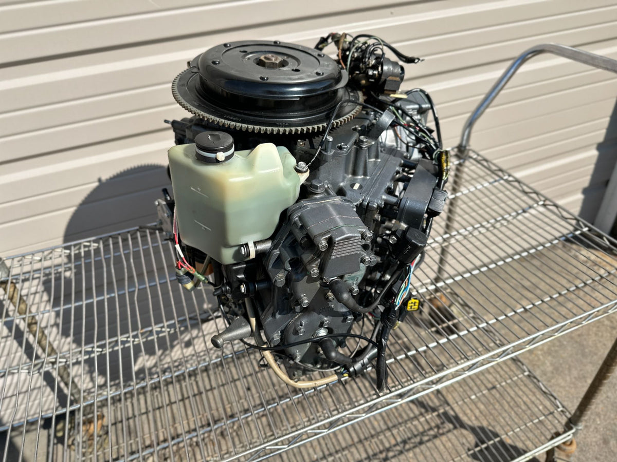 1997 Yamaha 130 HP 2 Stroke Outboard Powerhead 6N7-W0090-16-4D OEM