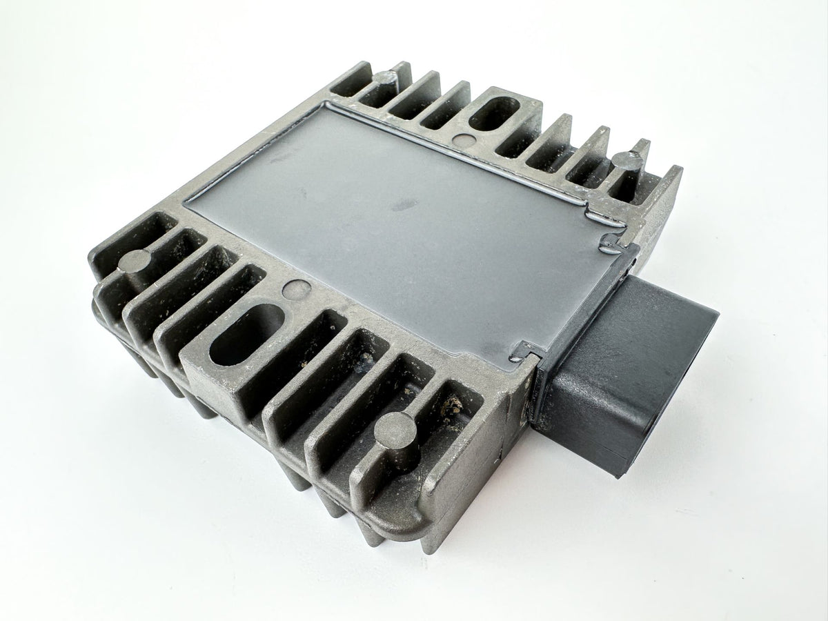 2006 Yamaha 90 HP 4 Stroke Outboard Rectifier & Regulator 68V-81960-00-00 OEM
