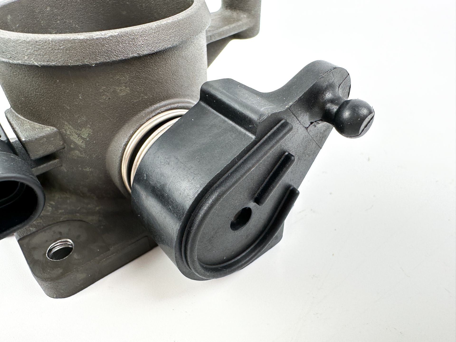 2021 Mercury 115 HP 4 Stroke Outboard Throttle Body Assembly 8M0088066 OEM