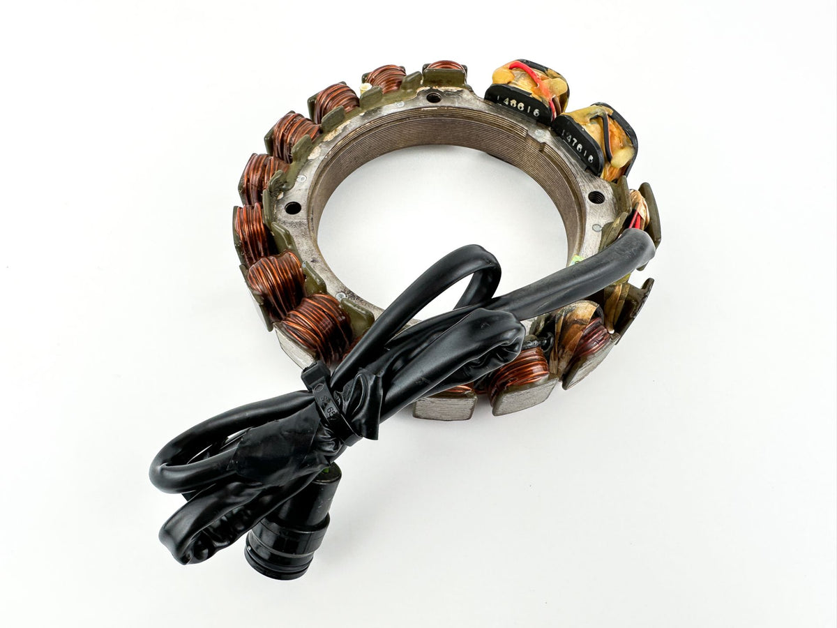 1997 Yamaha 130 HP 2 Stroke Outboard Stator Assembly 6N7-85510-00-00 OEM