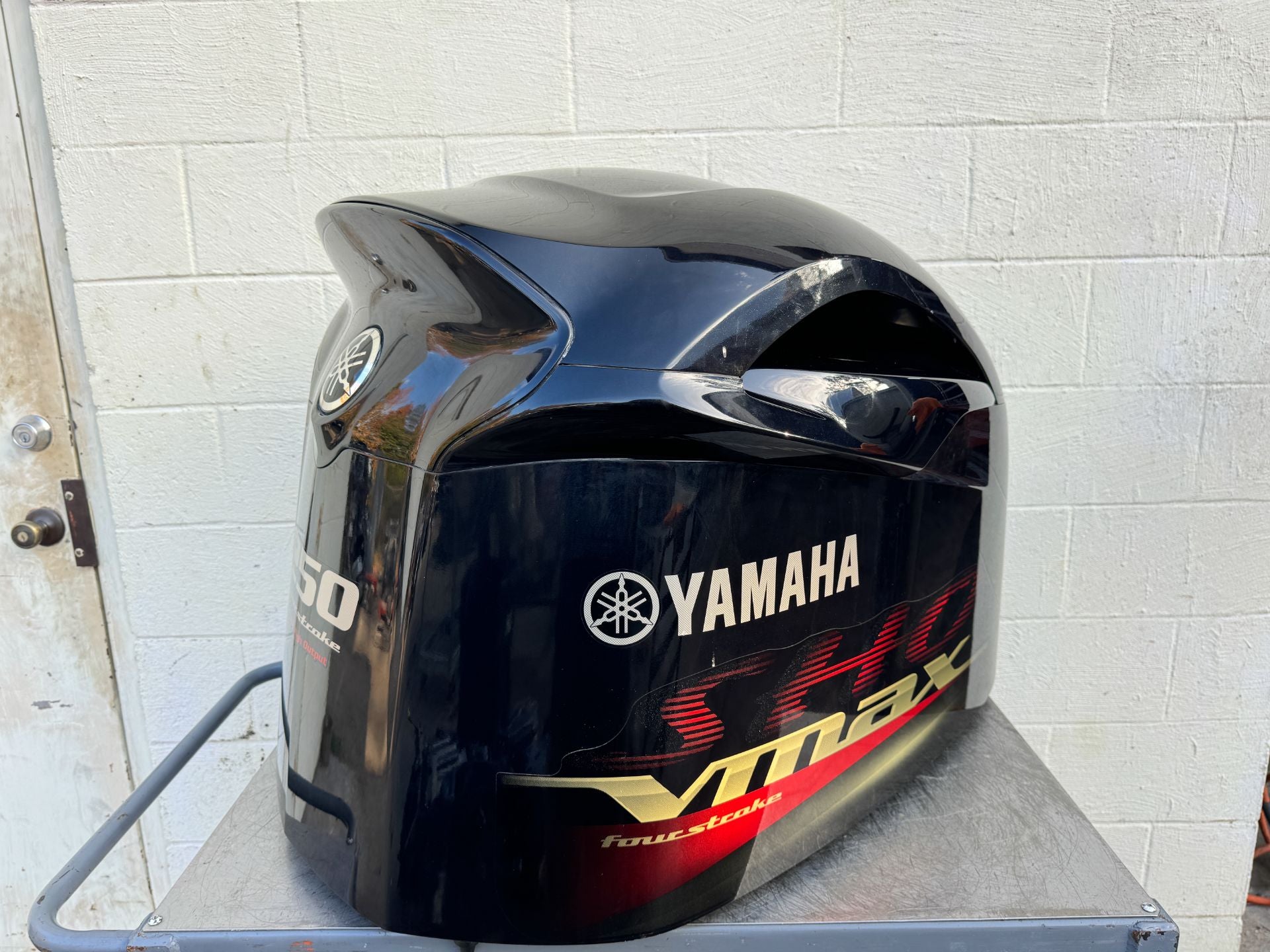 2016 Yamaha 250 HP 4 Stroke VMAX Outboard Top Cowling 6CB-42610-04-00 OEM