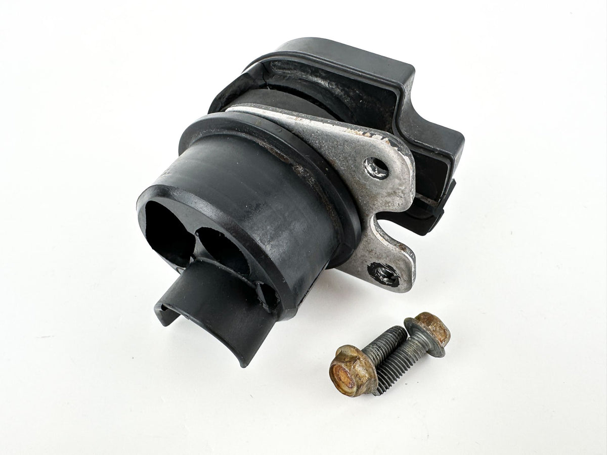 2012 Yamaha 350 HP 4 Stroke Outboard Cable Cover Grommet 6AW-42725-01-00 OEM