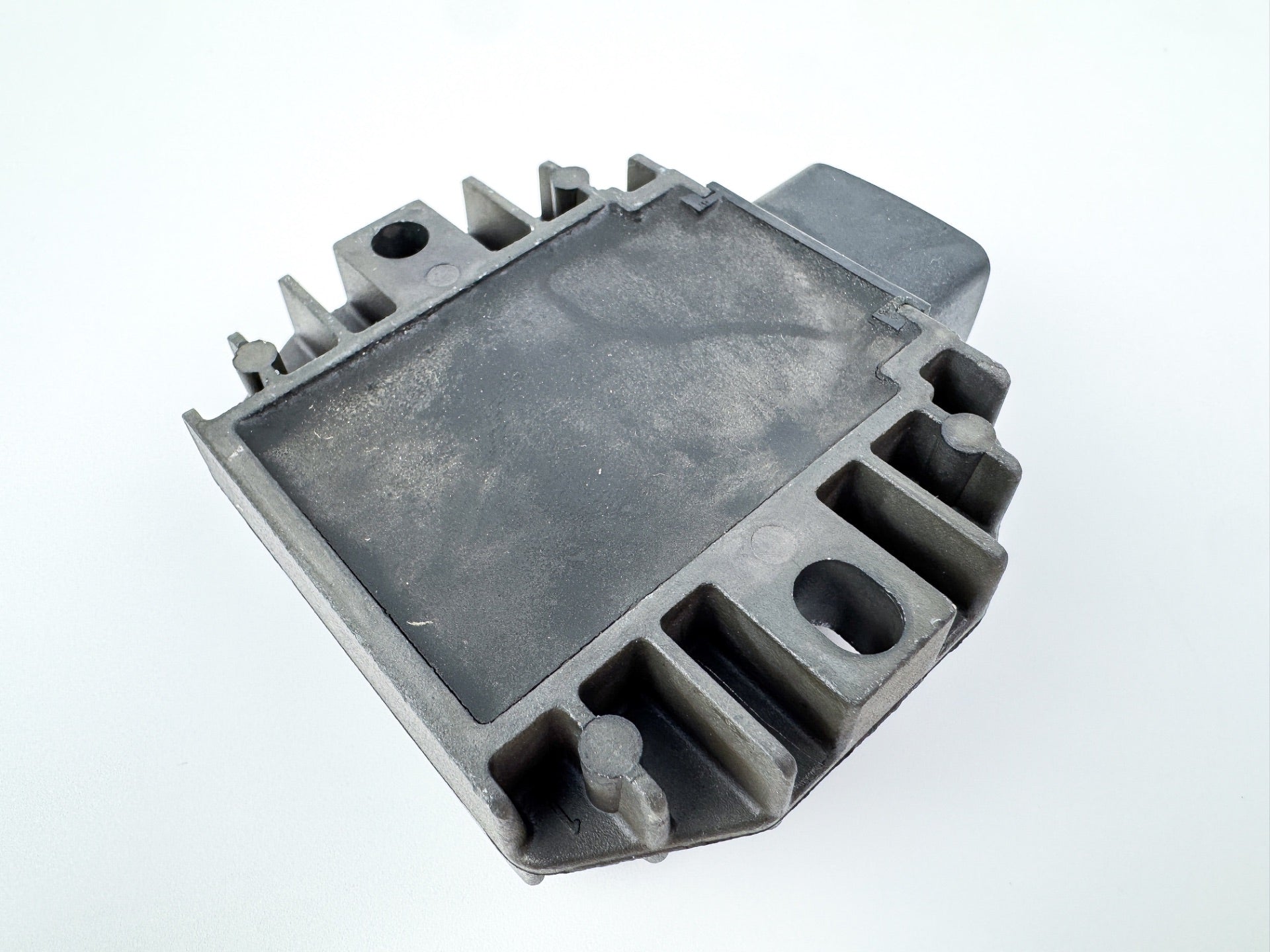 2006 Suzuki 50 HP 4 Stroke Outboard Rectifier & Regulator 32800-38F10 OEM