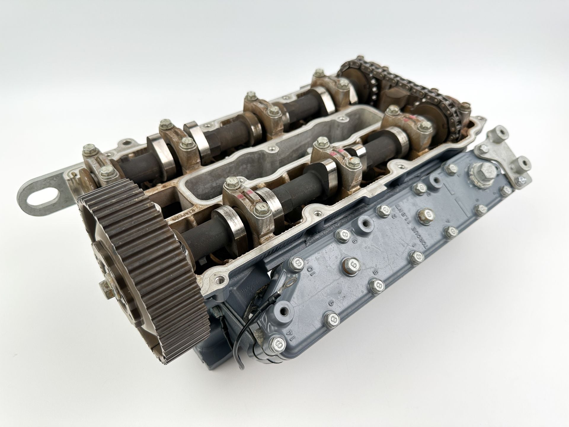 2004 Yamaha 225 HP 4 Stroke Outboard Starboard Cylinder Head 69J-W009A-02-1S OEM