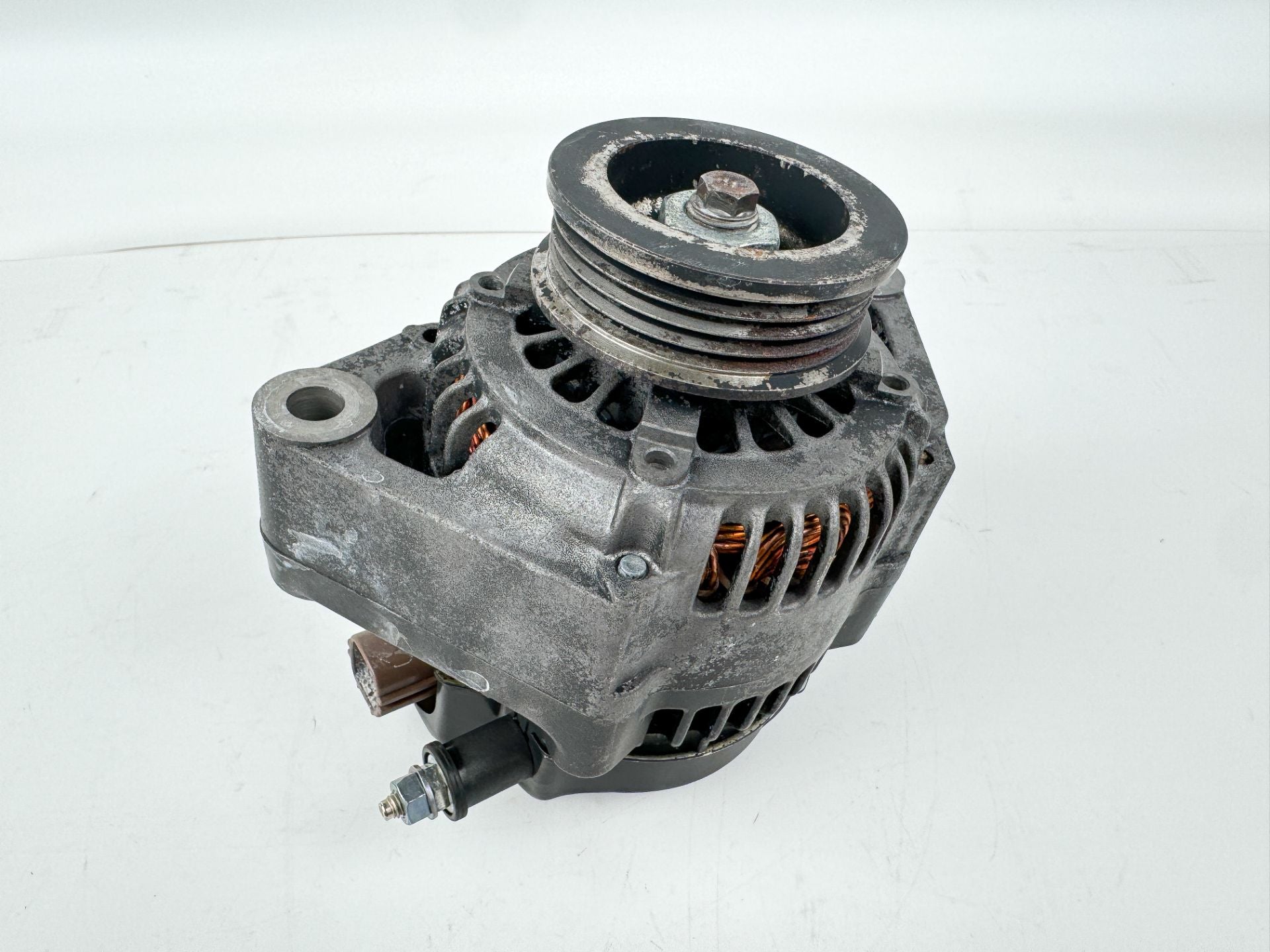 2010 Honda 115 HP 4 Stroke Outboard Alternator 31630-ZY6-013 OEM