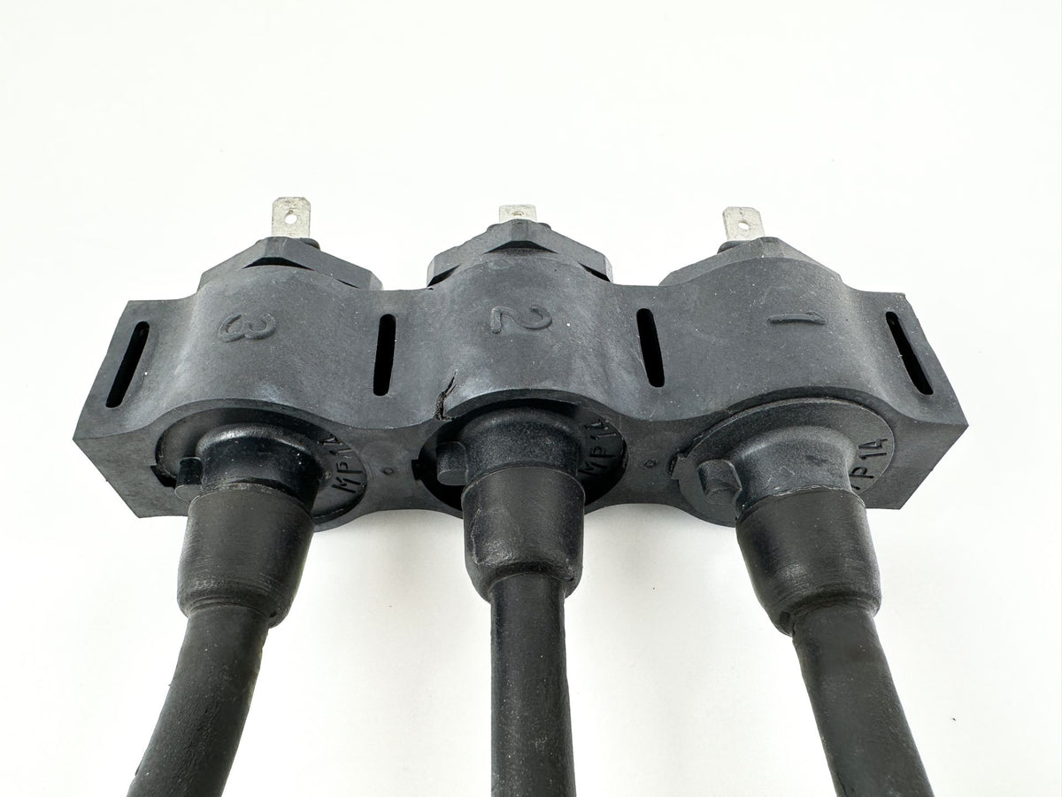 1996 Honda 50 HP 4 Stroke Outboard Ignition Coil Set 30511-ZV5-003 OEM