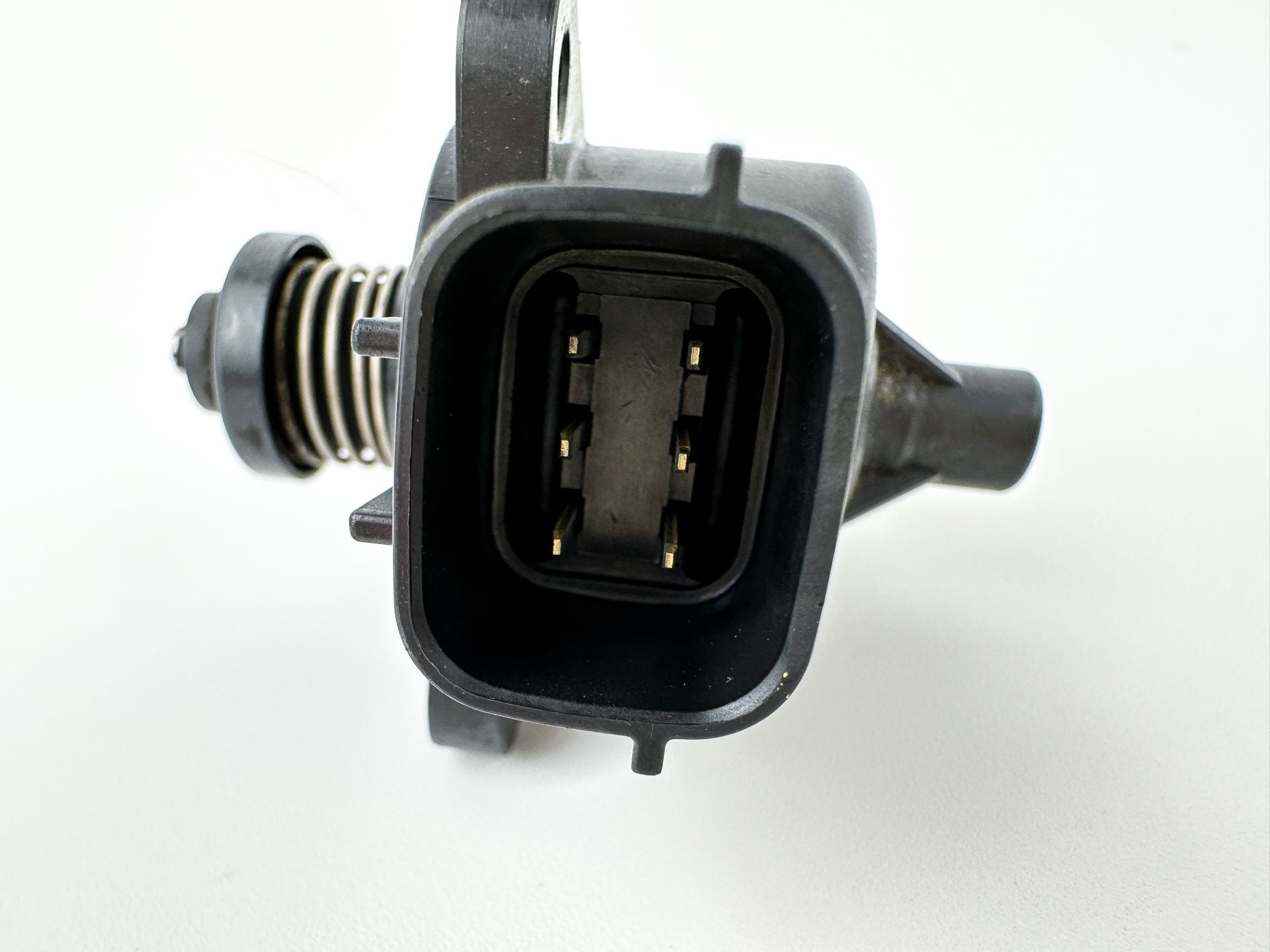 2004 Yamaha 150 HP 4 Stroke Outboard Idle Speed Control Valve ISC IAC 63P-1312A-00-00 OEM