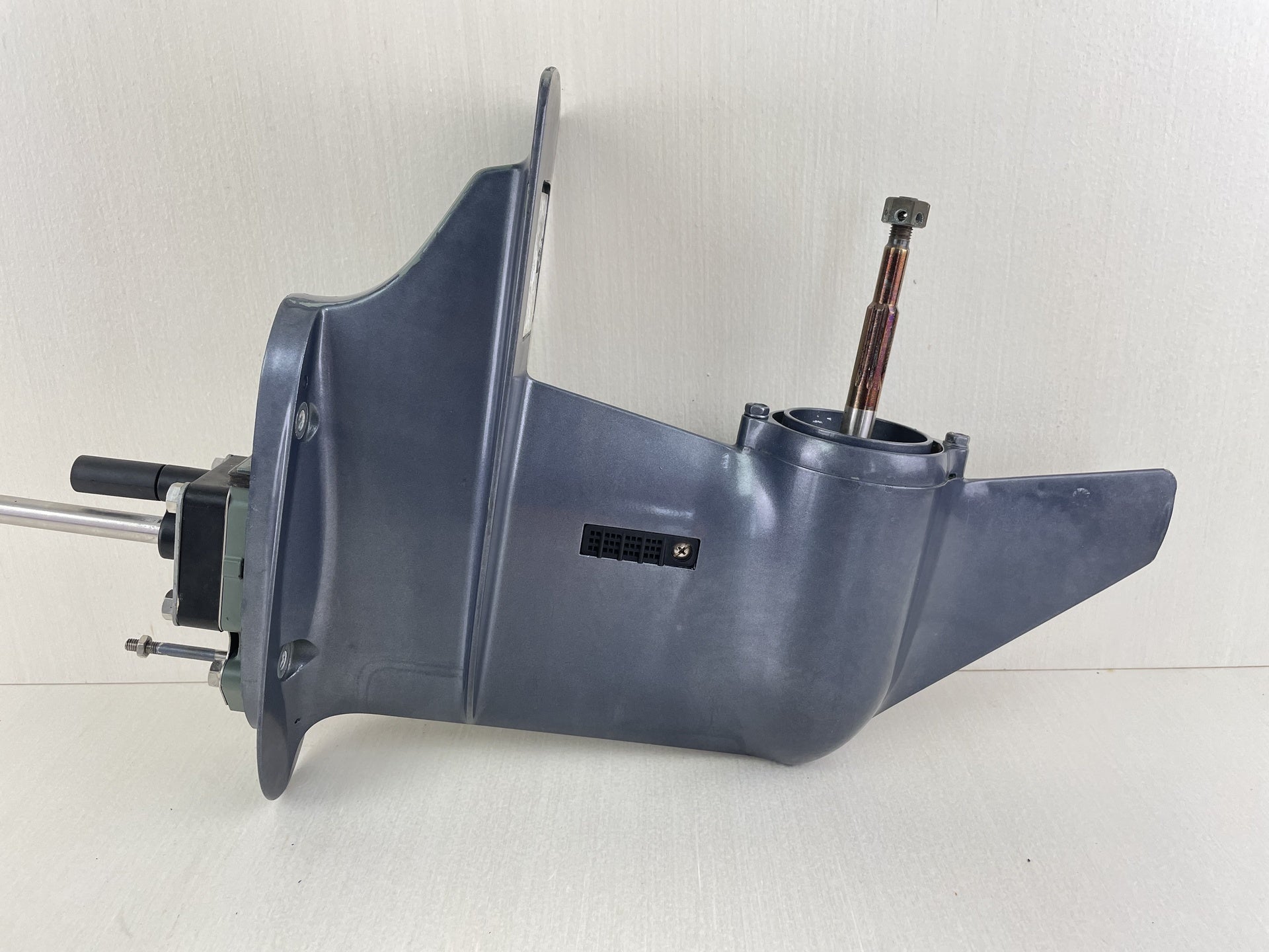 01-2010 Yamaha 8HP 4 Stroke Outboard 20" Lower Unit High Thrust Gear Case