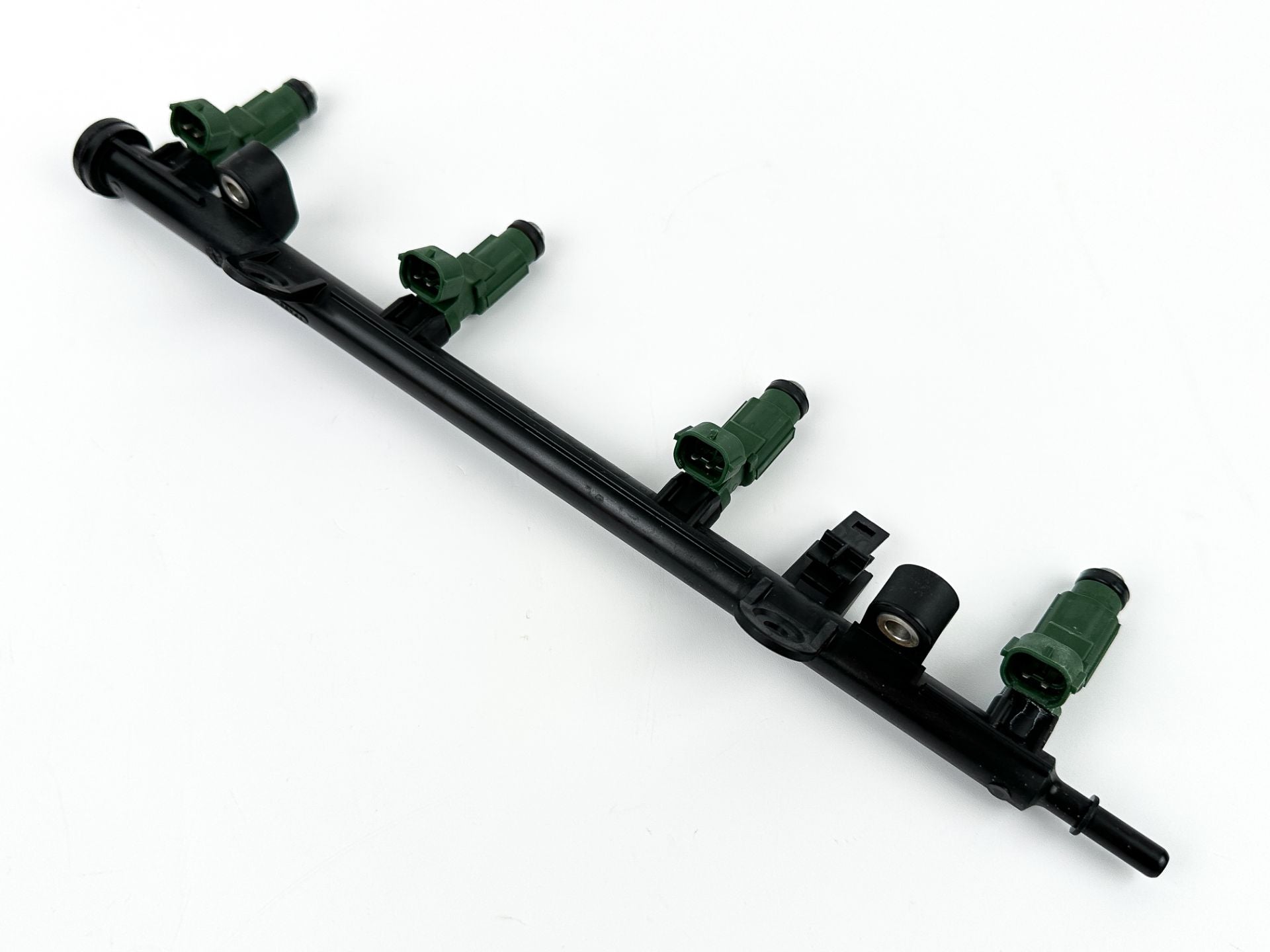2016 Yamaha 150 HP 4 Stroke Outboard Fuel Injector Set W/ Rail 63P-13761-01-00 OEM