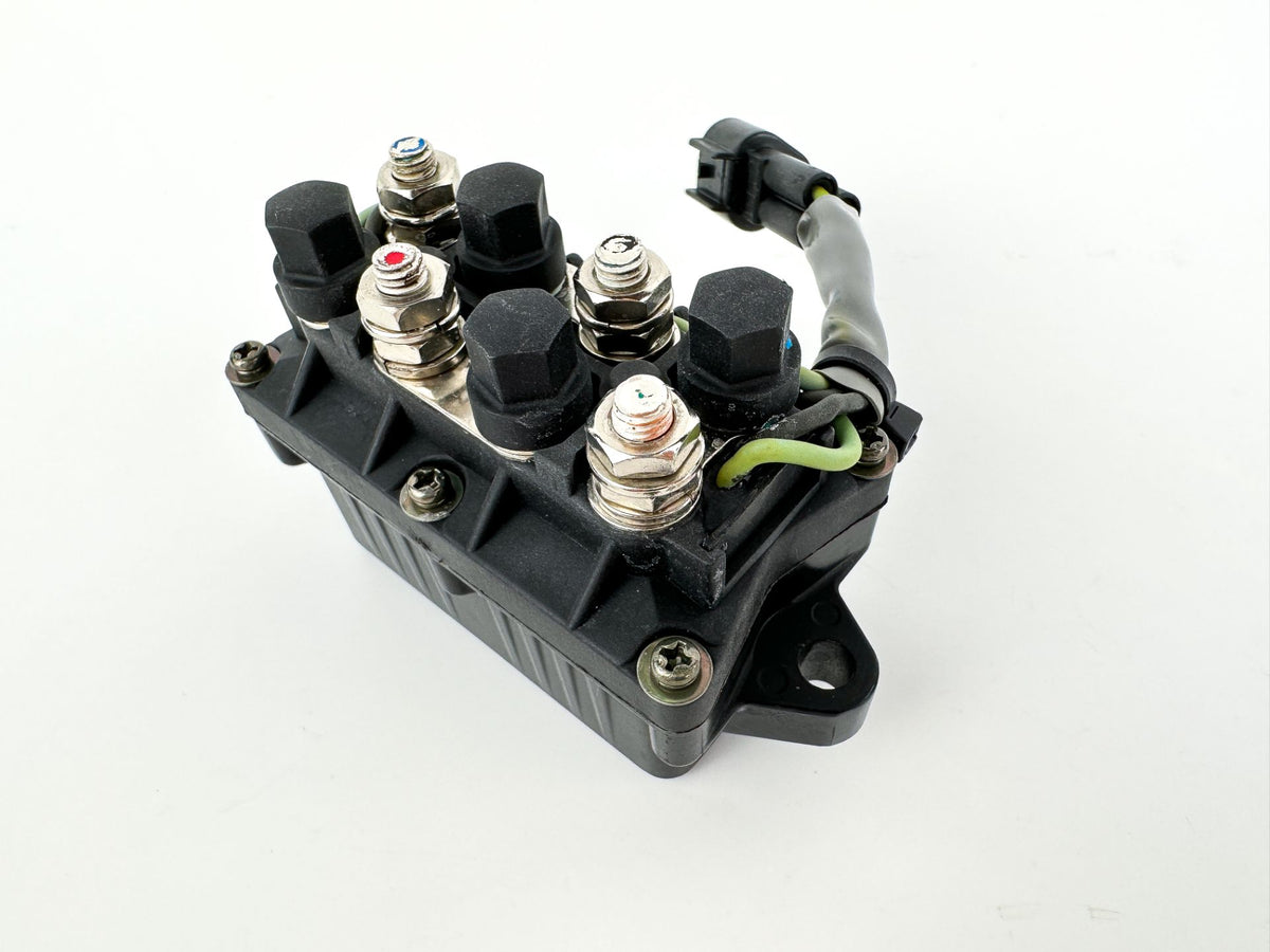 2005 Yamaha 200 HP 2 Stroke Outboard Trim Tilt Relay 61A-81950-00-00 OEM