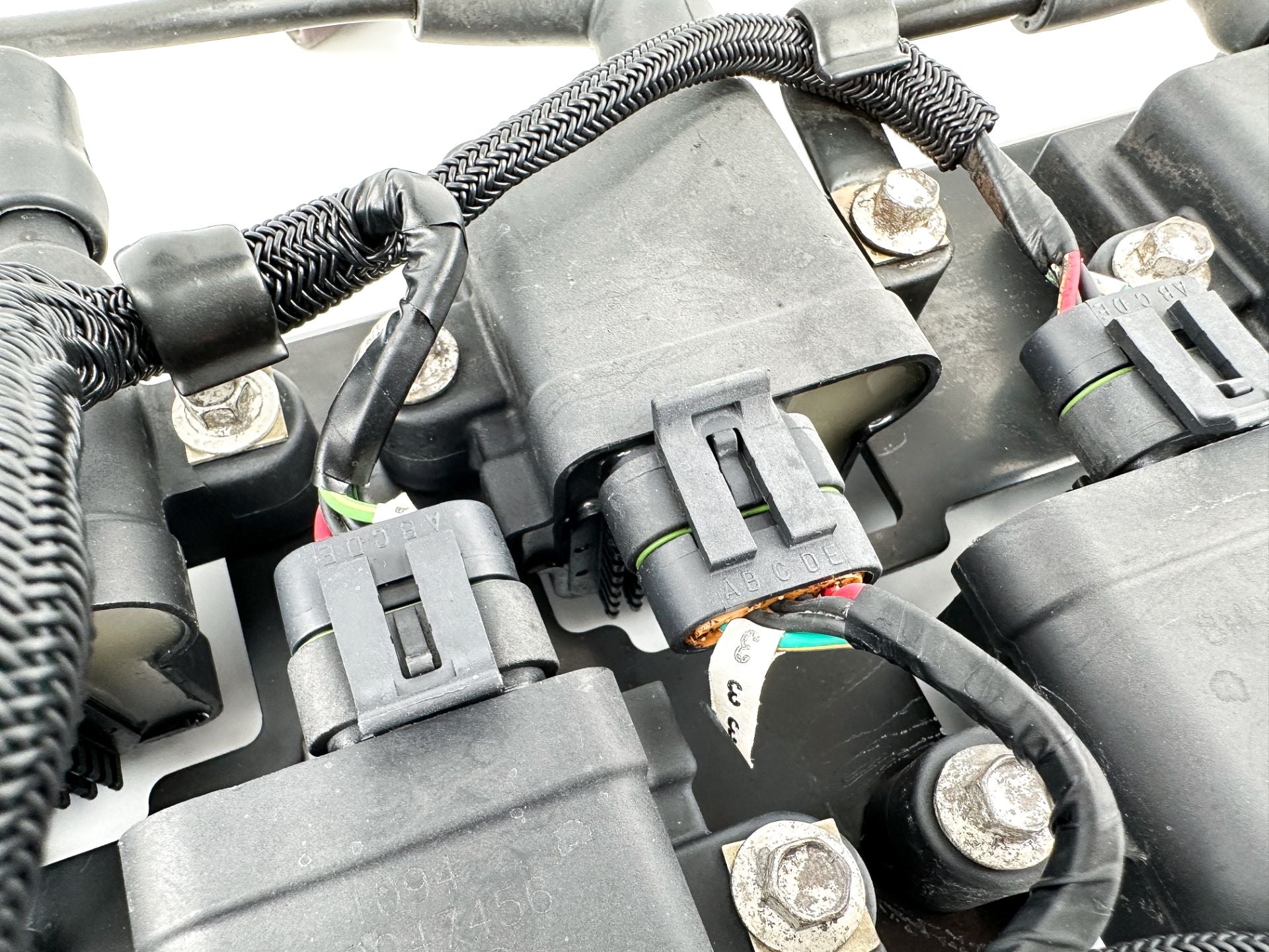 2015 Mercury 250 HP 2 Stroke Outboard Ignition Coil Set W/ Plate 879984A1 OEM