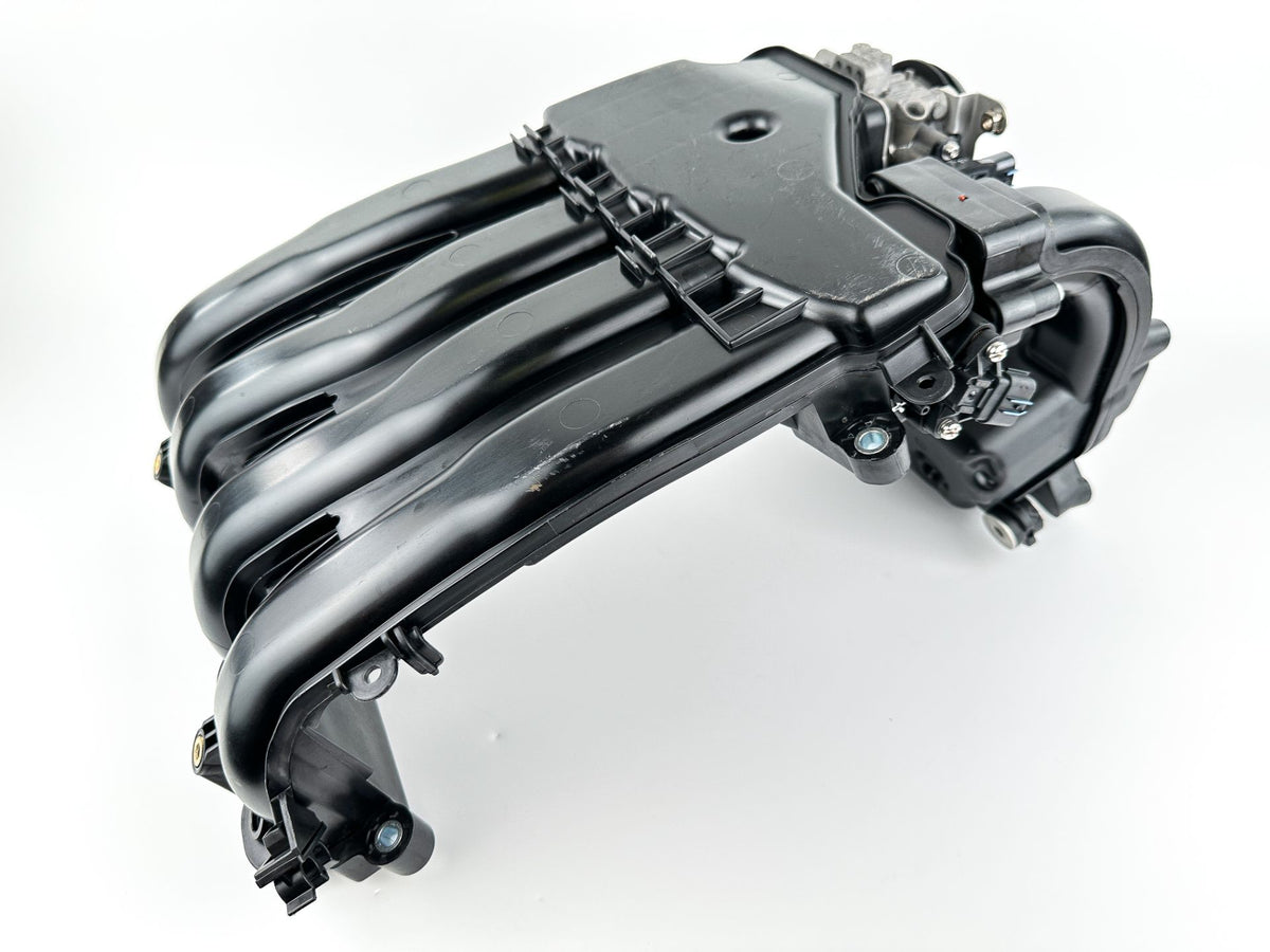 2013 Yamaha 115 HP 4 Stroke Outboard Intake Manifold W/ Throttle Body 68V-W1364-10-00