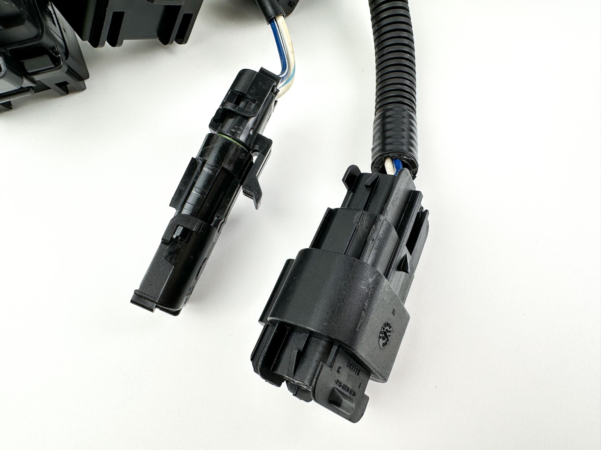 2004 Mercury 60 HP 4 Stroke Outboard Engine Wire Harness 877804T3 OEM