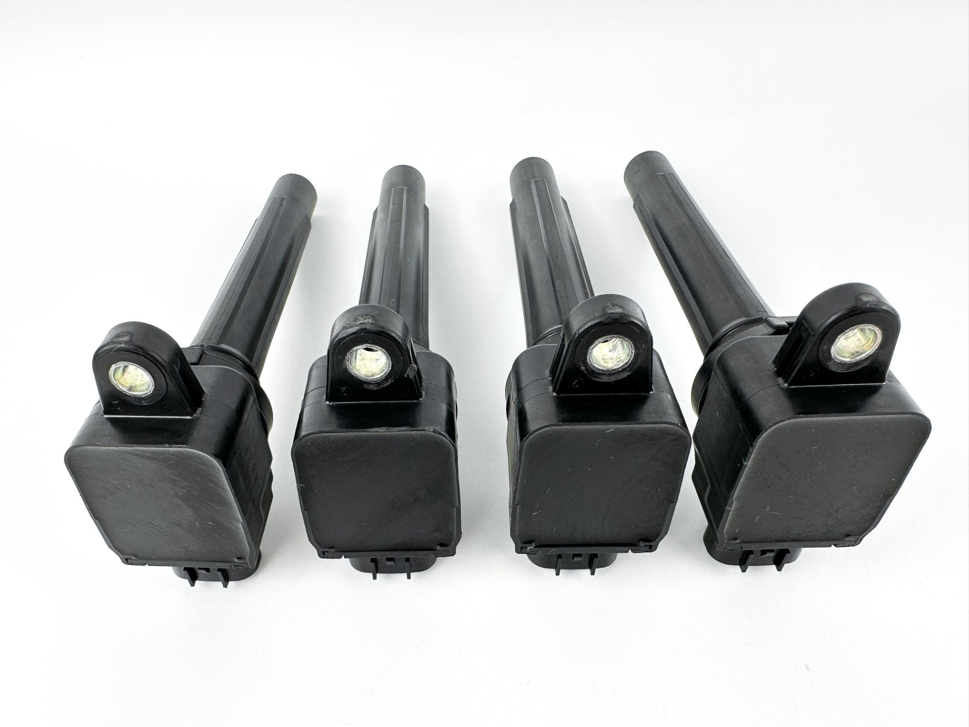 2014 Yamaha 200 HP 4 Stroke Outboard Ignition Coil Set 6CB-82310-00-00 OEM