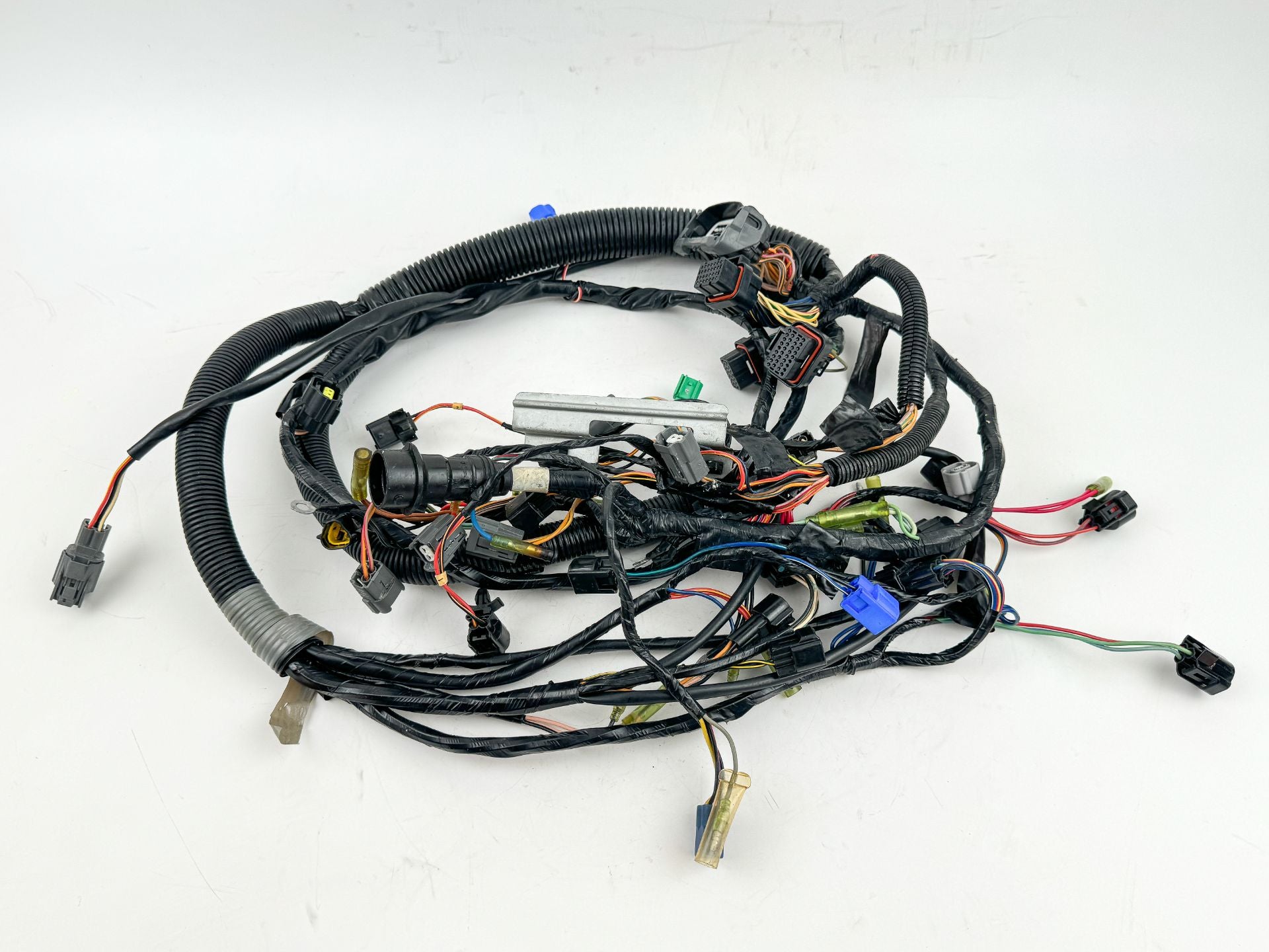 2002 Yamaha 200 HP 2 Stroke Outboard Engine Wire Harness 68F-82590-20-00 OEM