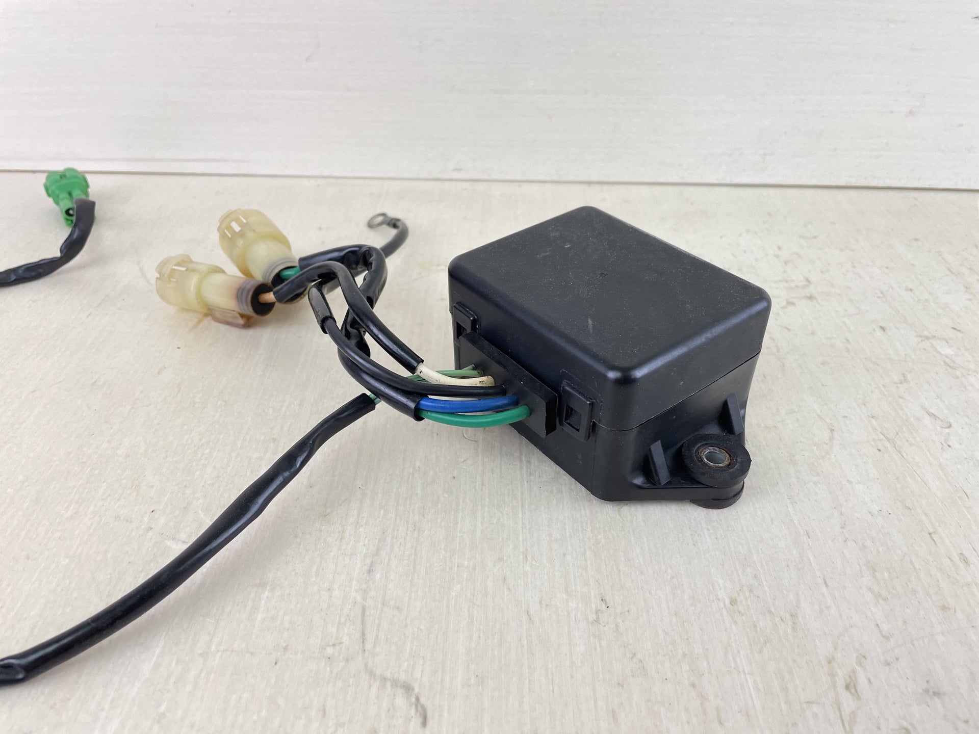 1997 + Honda 90HP 4 Stroke Outboard Power Trim Tilt Relay 38550-ZW1-003