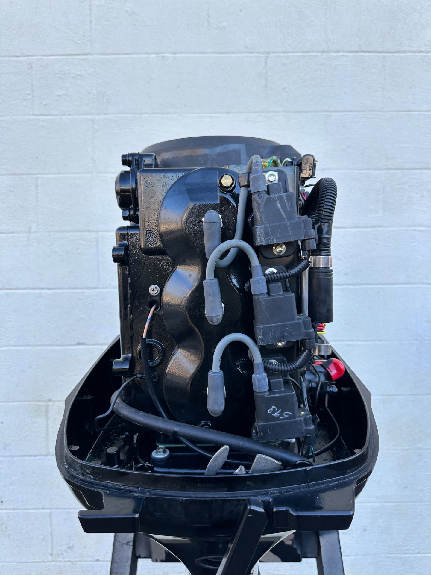 2005 Mercury 40HP 2 Stroke Outboard Engine W/ 15" Short Shaft - Great Condition