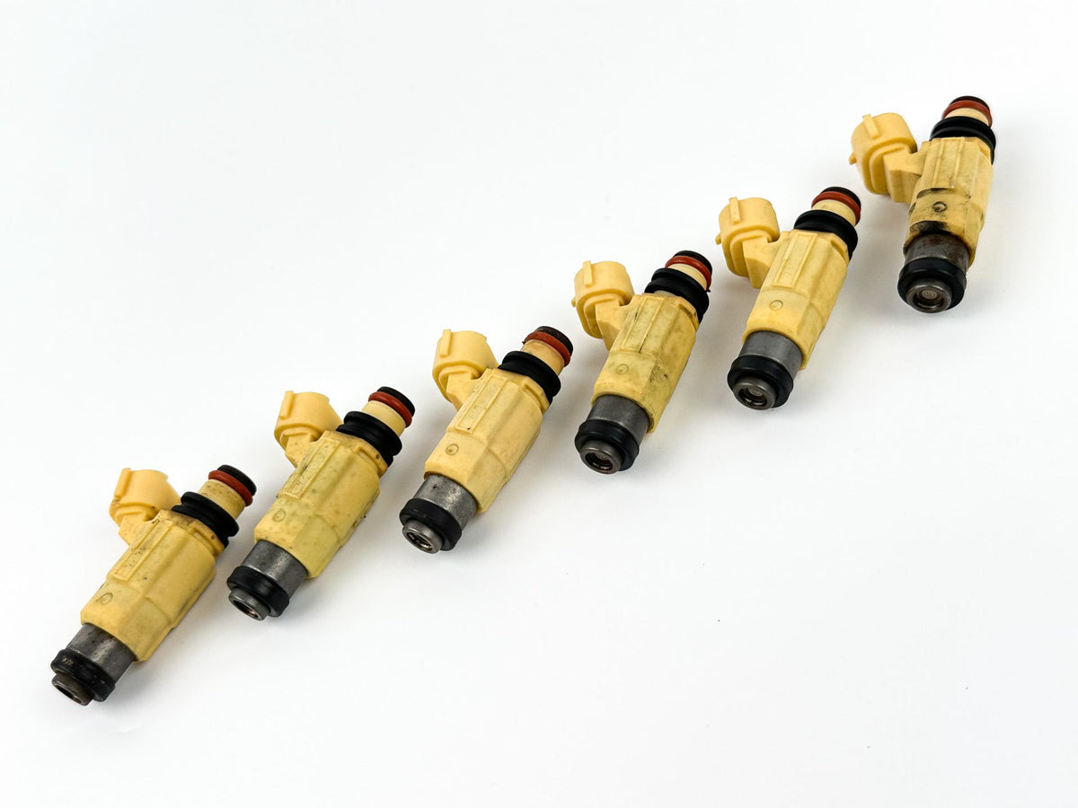 2004 Yamaha 225 HP 4 Stroke Outboard Fuel Injector Set 69J-13761-00-00 OEM