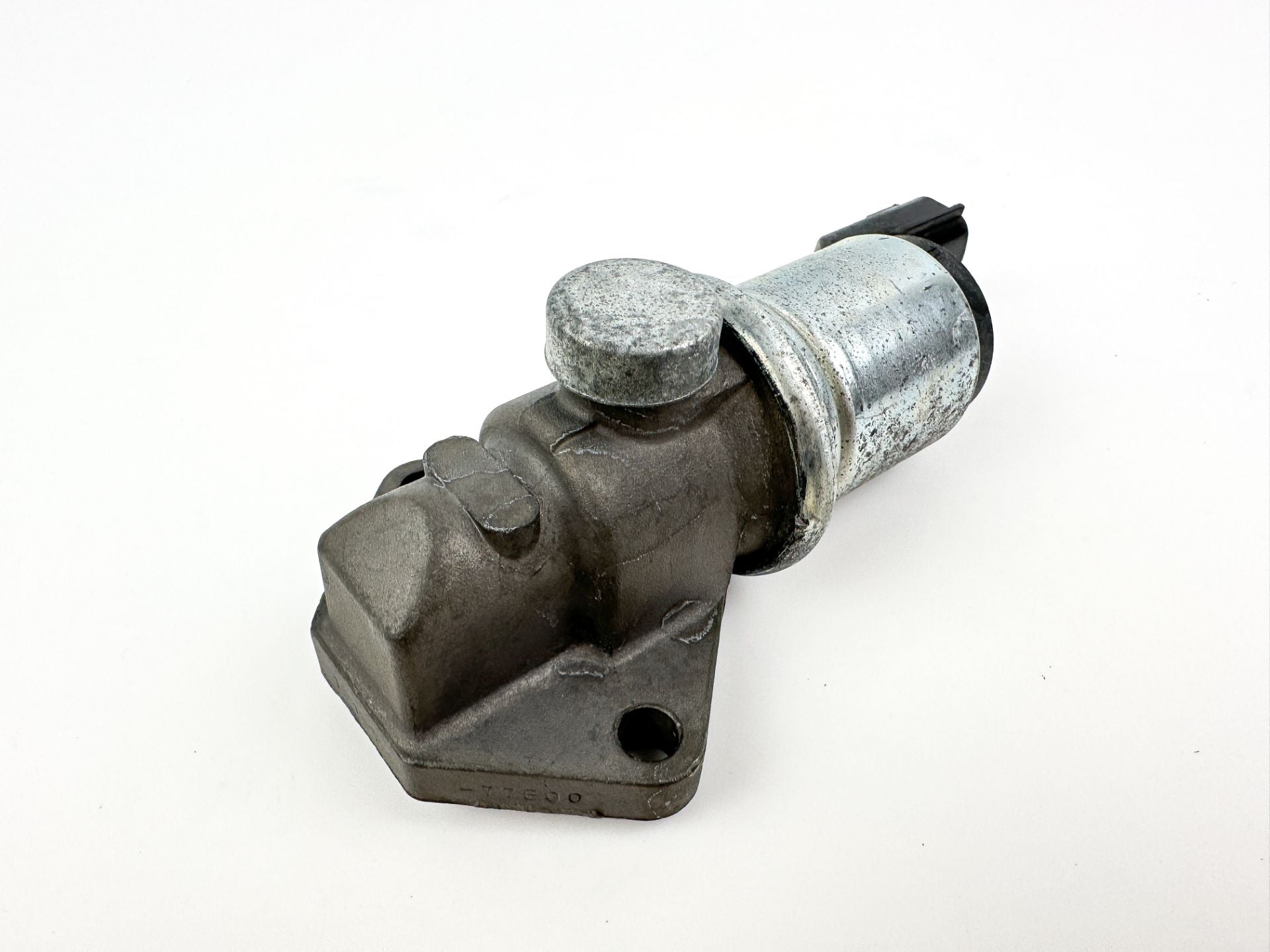 2007 Suzuki 115 HP 4 Stroke Outboard IAC Idle Air Control Valve 18137-77E00 OEM