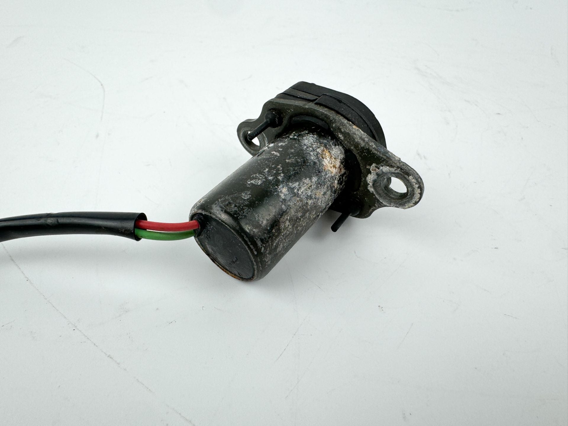 2004 Suzuki 70 HP 4 Stroke Outboard IAC Idle Air Control Valve Solenoid 13450-99E01 OEM