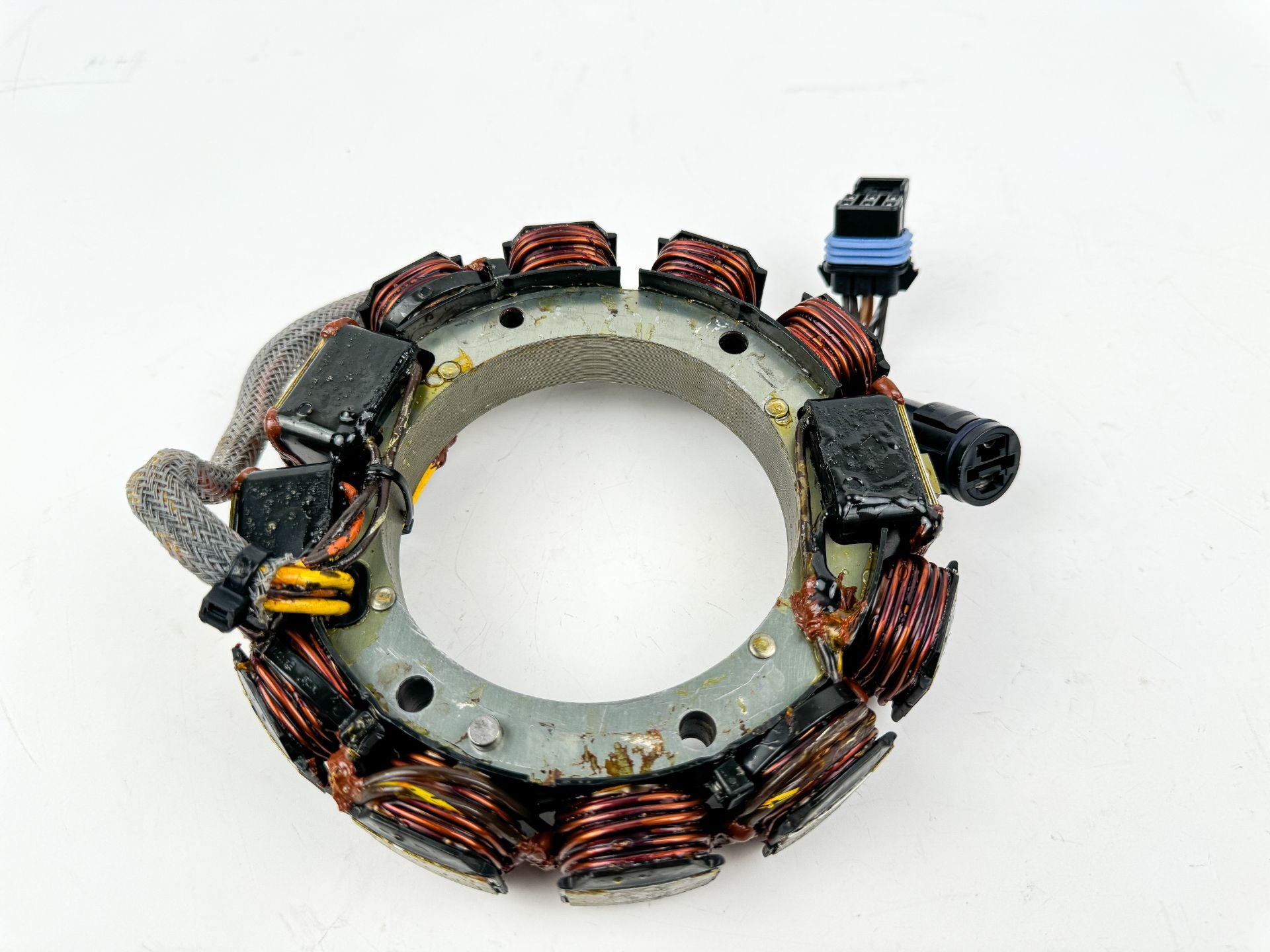 1996 Johnson 150 HP 2 Stroke Outboard Stator Assembly 0584981 OEM