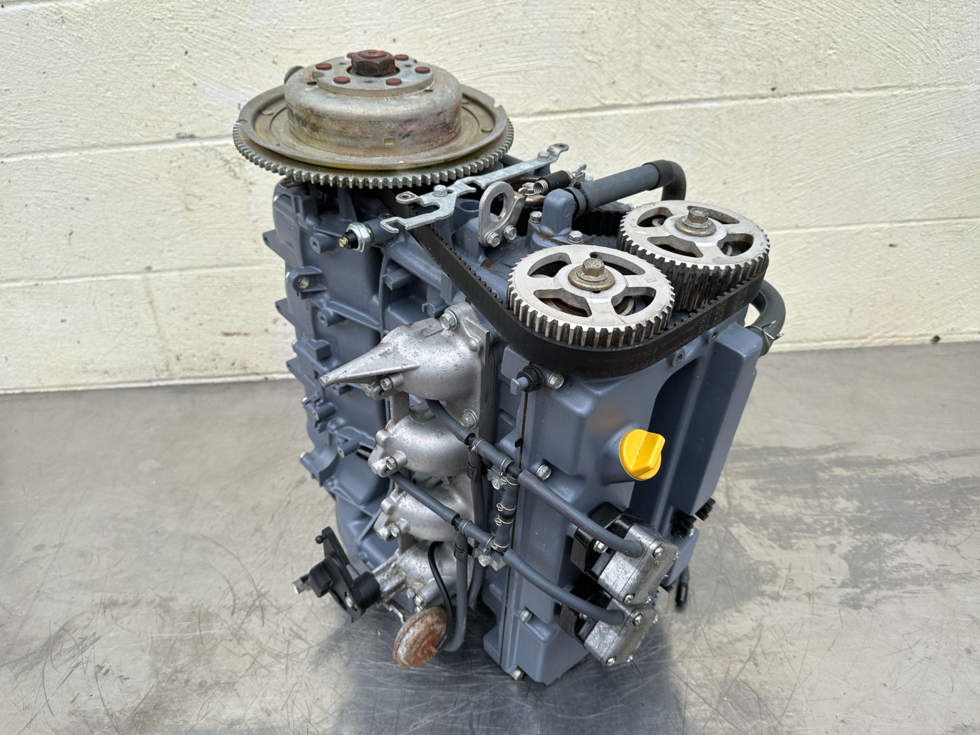 2000 Yamaha 100 HP 4 Stroke Outboard Powerhead 67F-11411-00-00 OEM