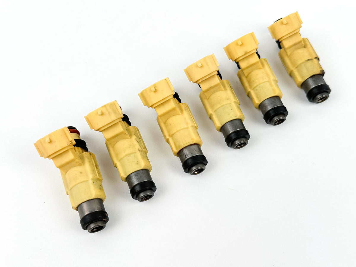 2004 Yamaha 225 HP 4 Stroke Outboard Fuel Injector Set 69J-13761-00-00 OEM