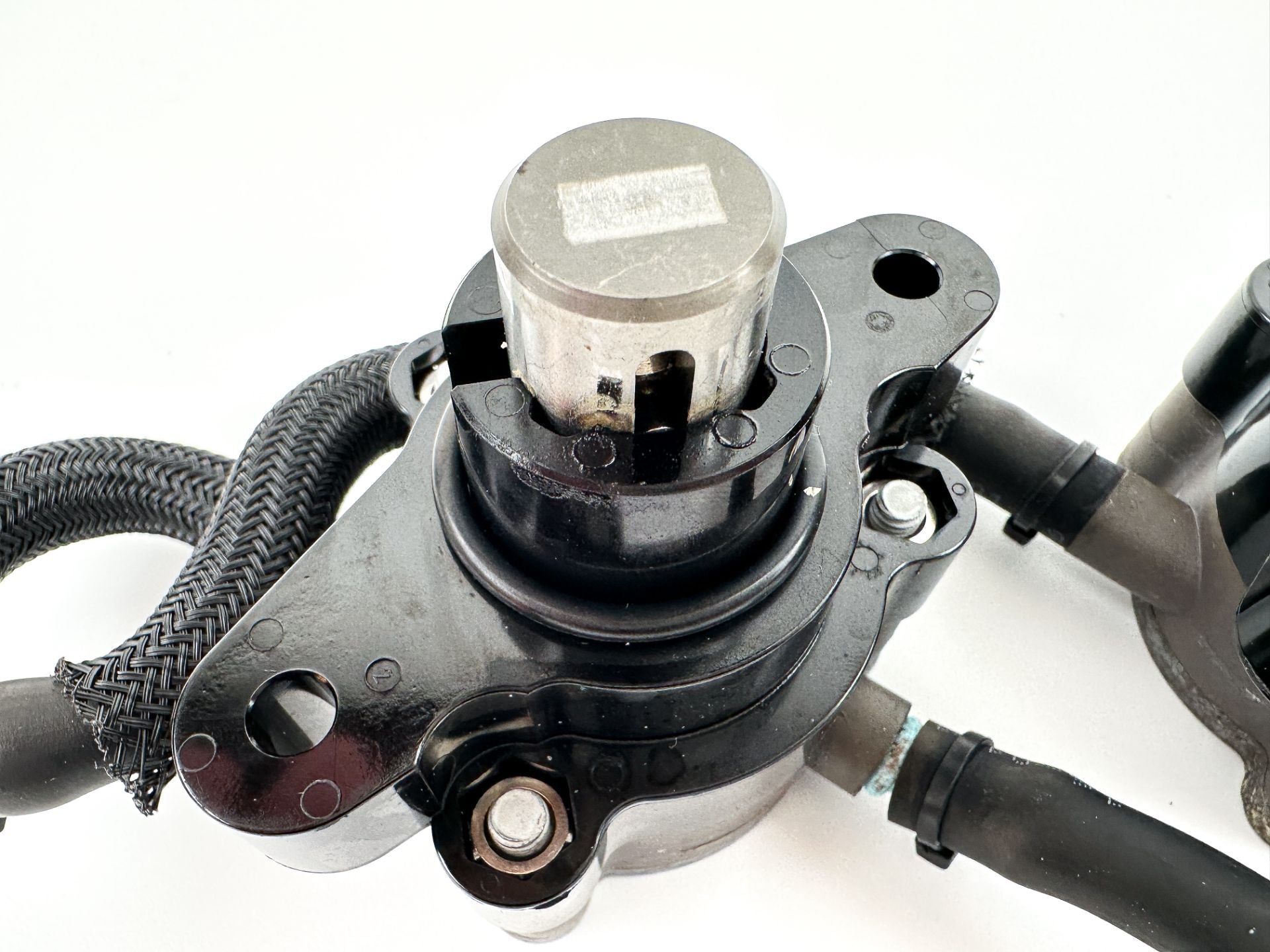2016 Yamaha 150 HP 4 Stroke Outboard Fuel Pump Set 63P-24410-20-00 OEM