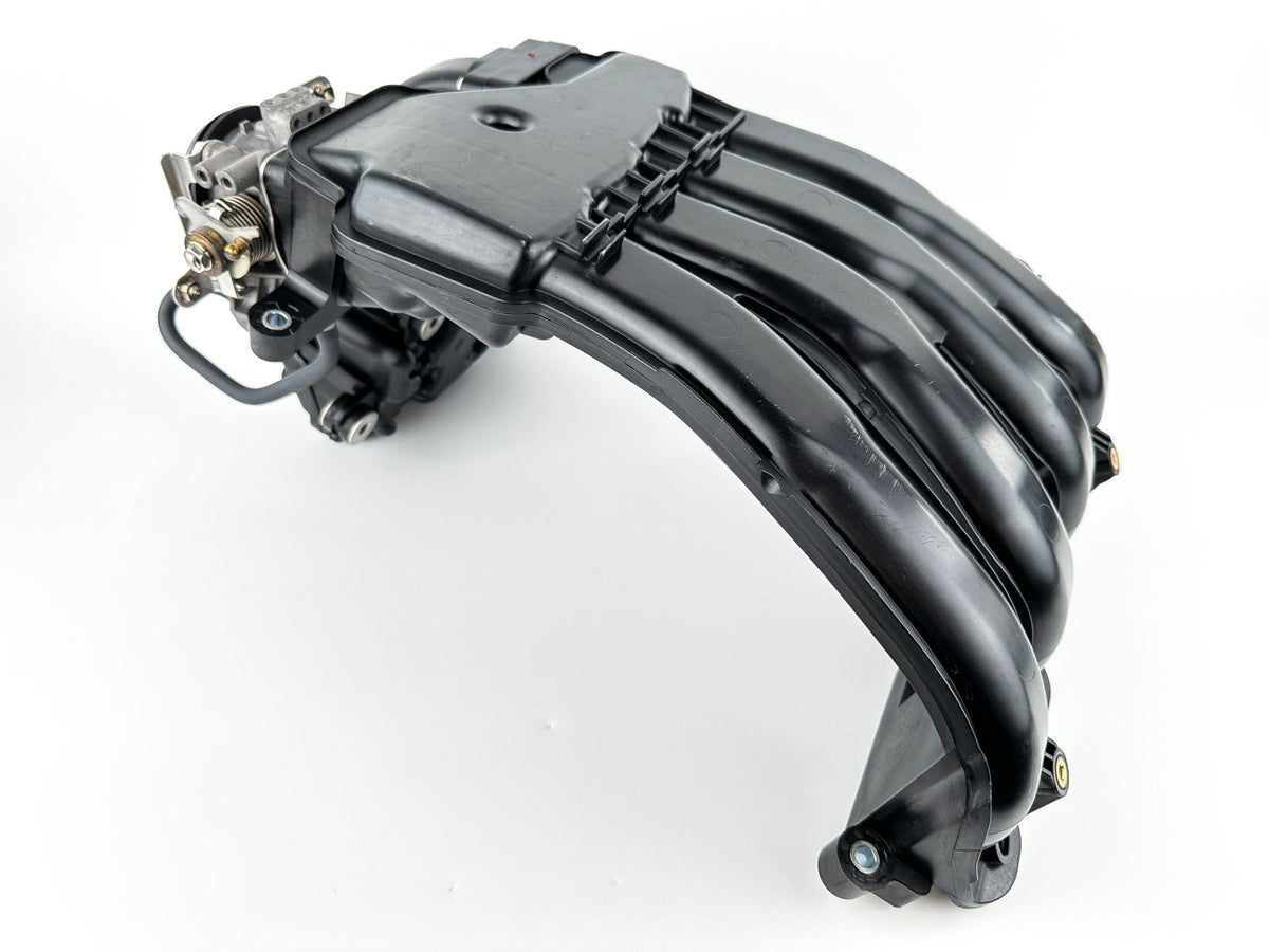 2013 Yamaha 115 HP 4 Stroke Outboard Intake Manifold W/ Throttle Body 68V-W1364-10-00