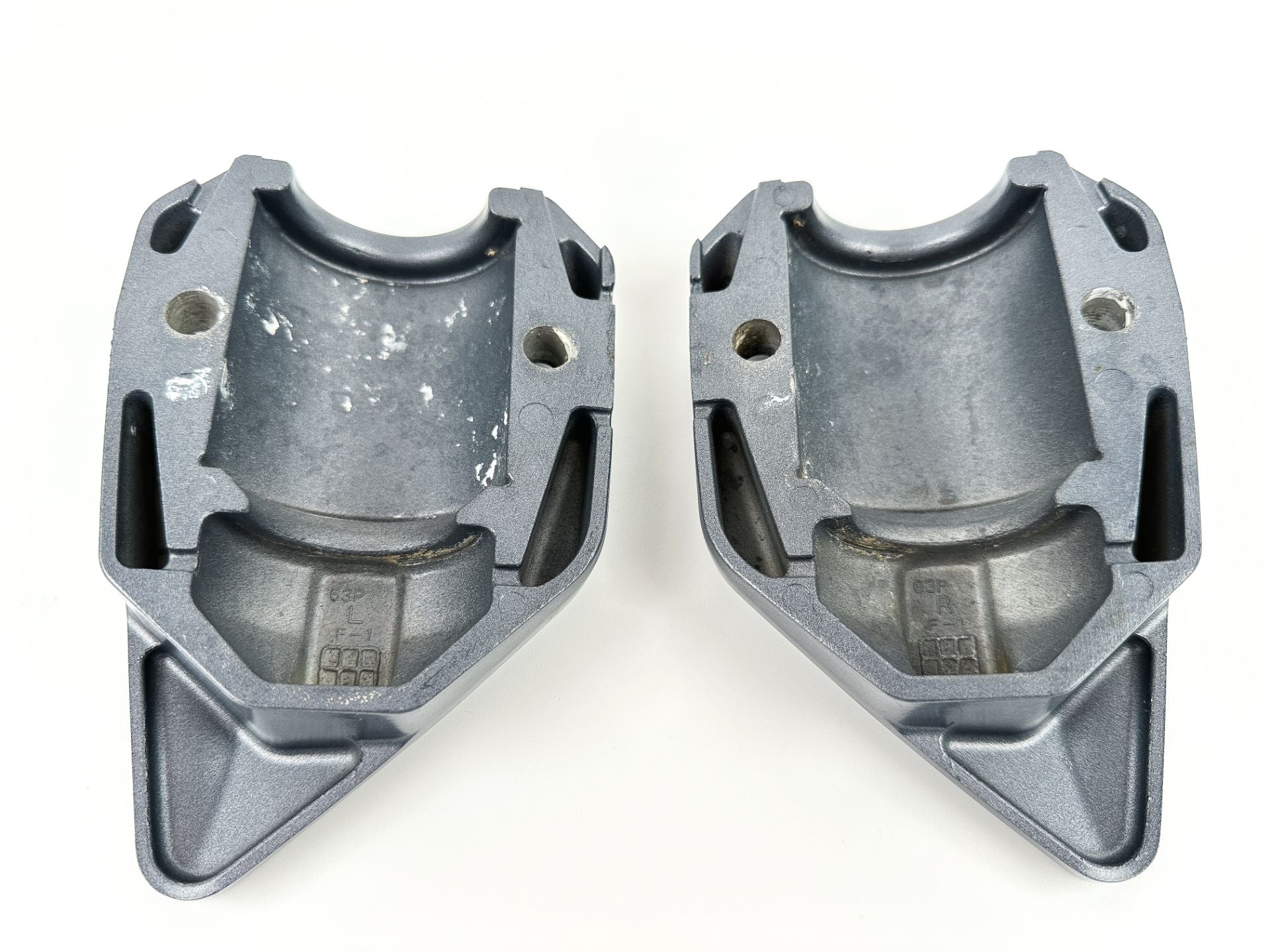 2016 Yamaha 150 HP 4 Stroke Outboard Lower Mount Covers Set 63P-44556-00-8D OEM