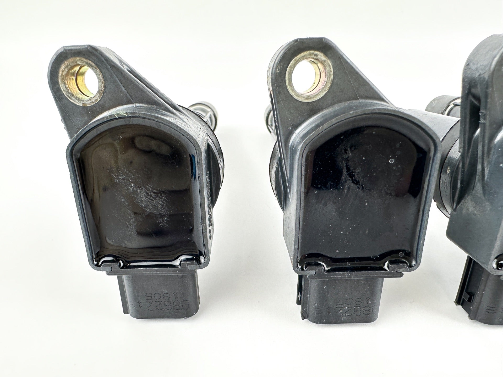 2006 Honda 135 HP 4 Stroke Outboard Ignition Coil Set 30520-RRA-007 OEM